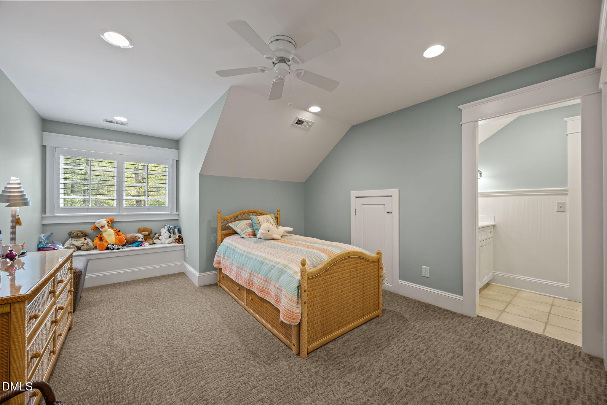 3701 Stonegate Drive