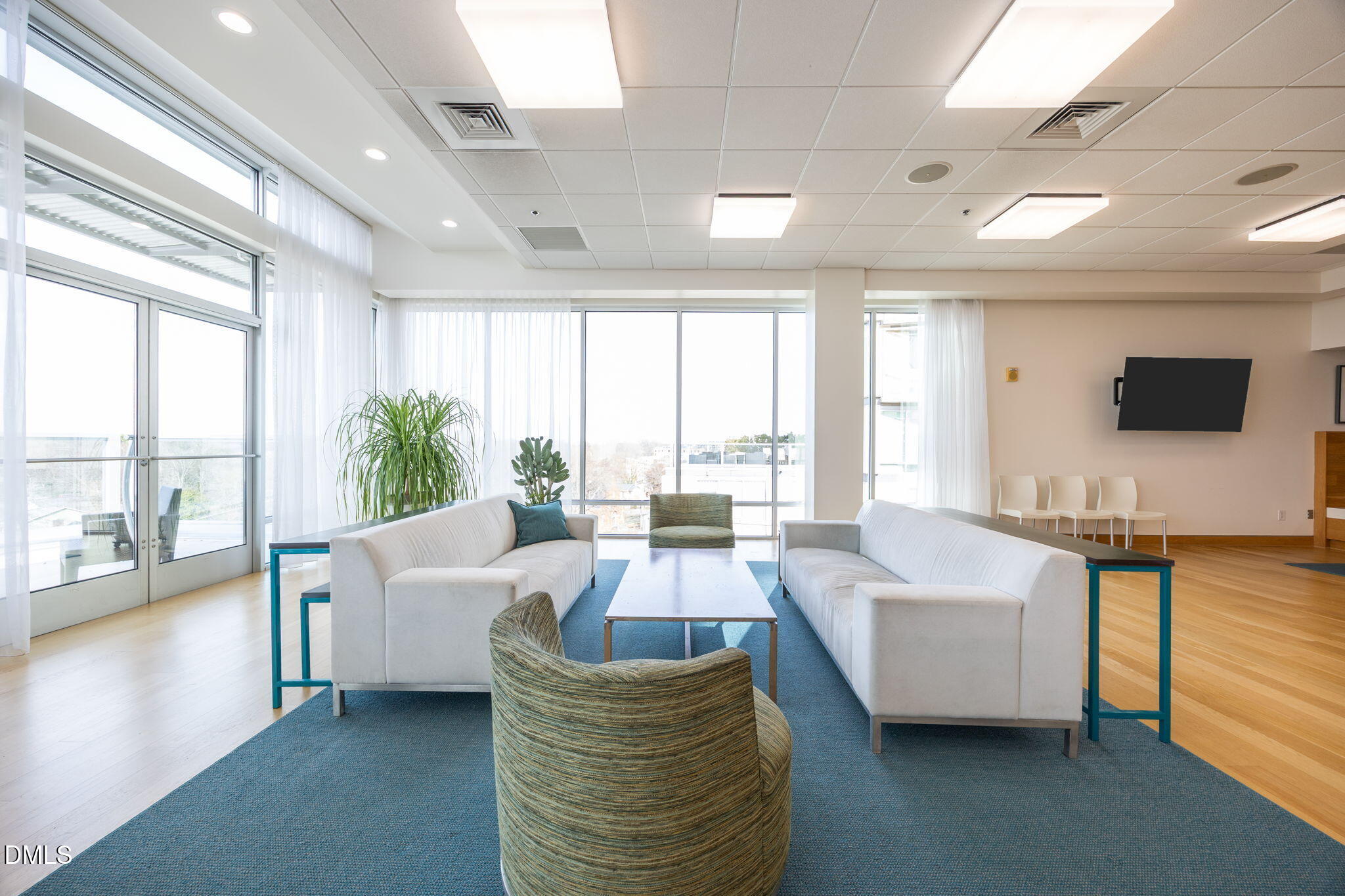 601 W Rosemary Street Unit 319