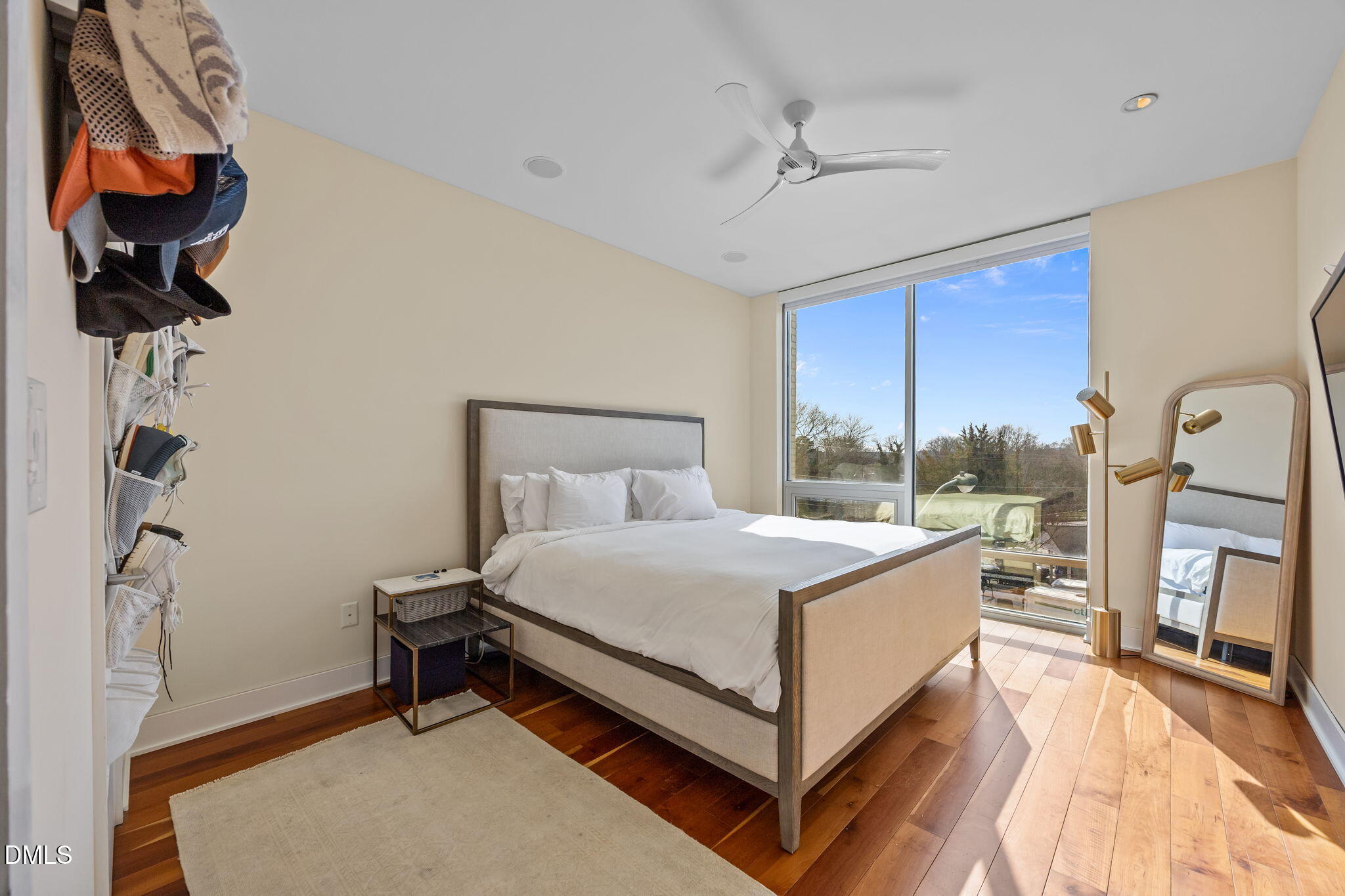 601 W Rosemary Street Unit 319