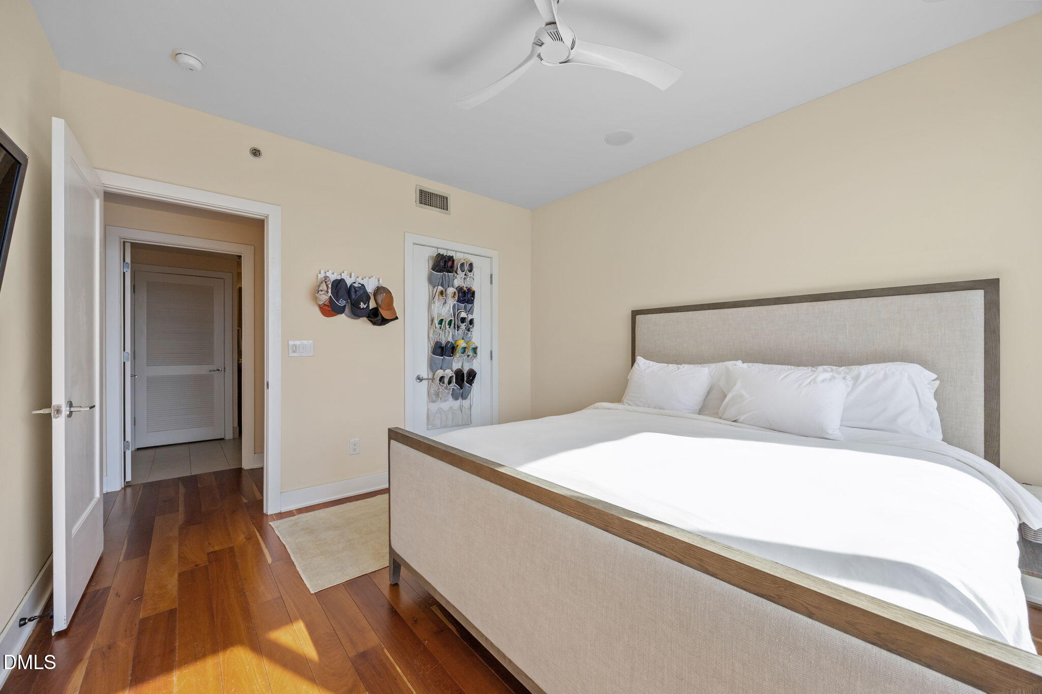 601 W Rosemary Street Unit 319