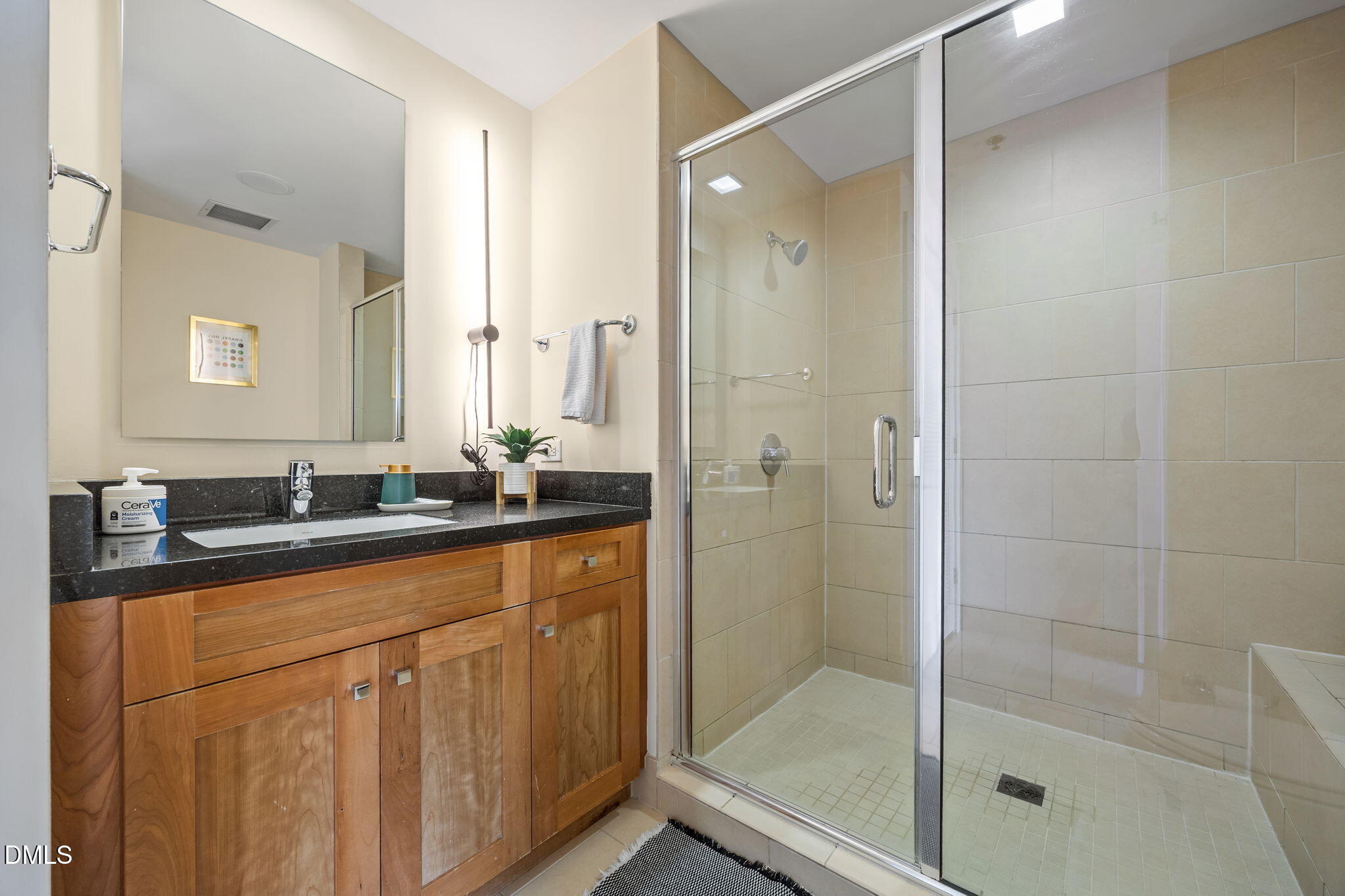 601 W Rosemary Street Unit 319