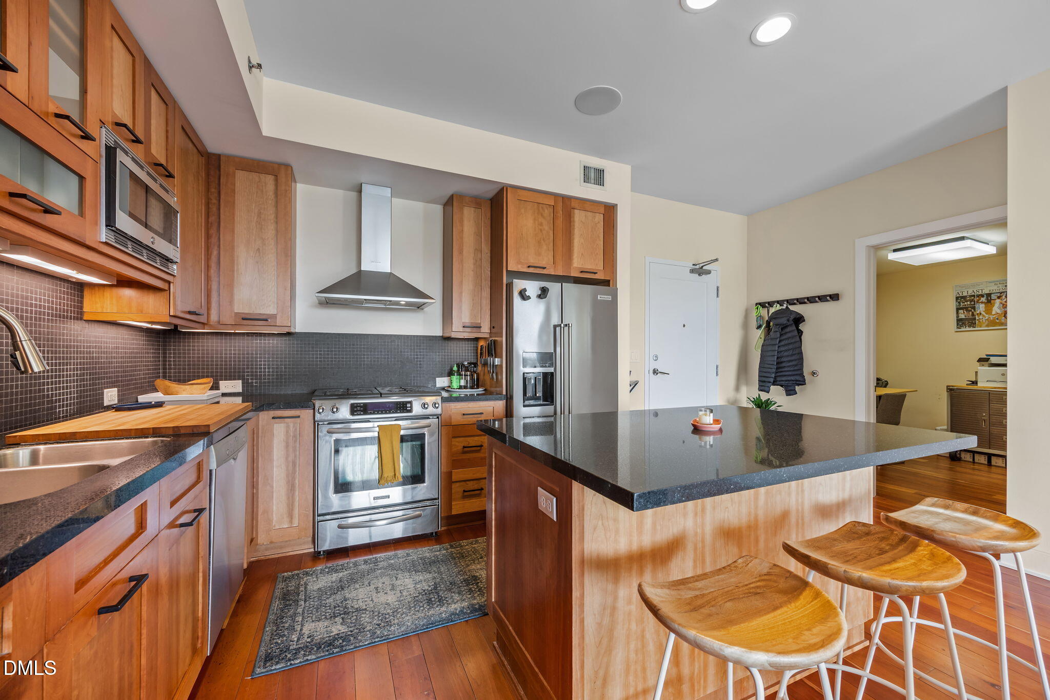 601 W Rosemary Street Unit 319