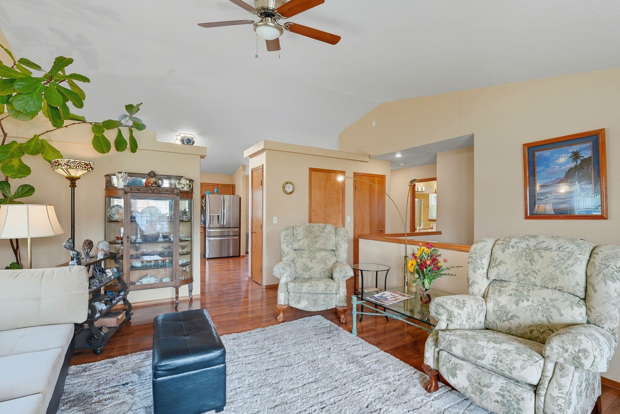 Photo 4 of 18903 E Michielli Ln