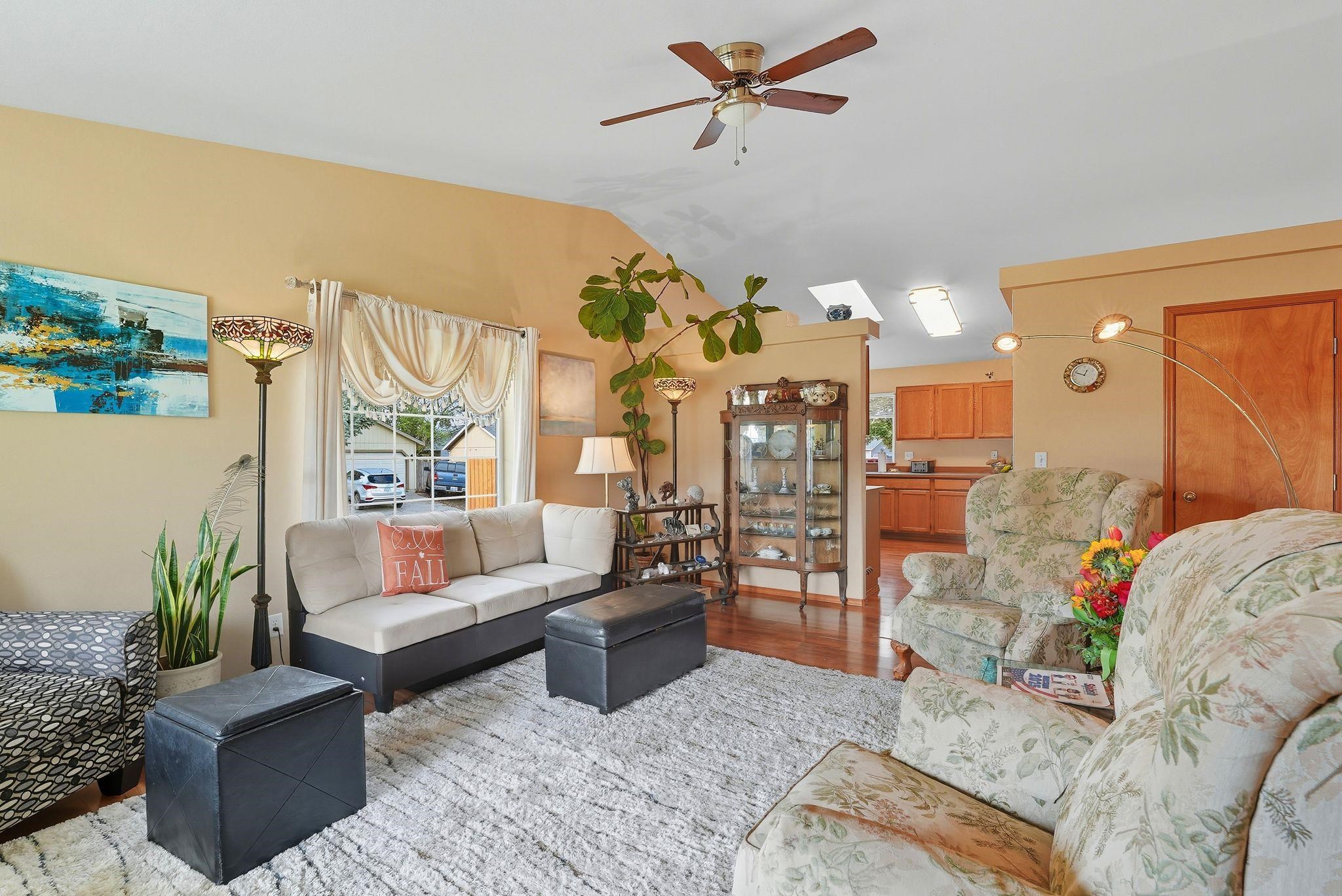 Photo 5 of 18903 E Michielli Ln