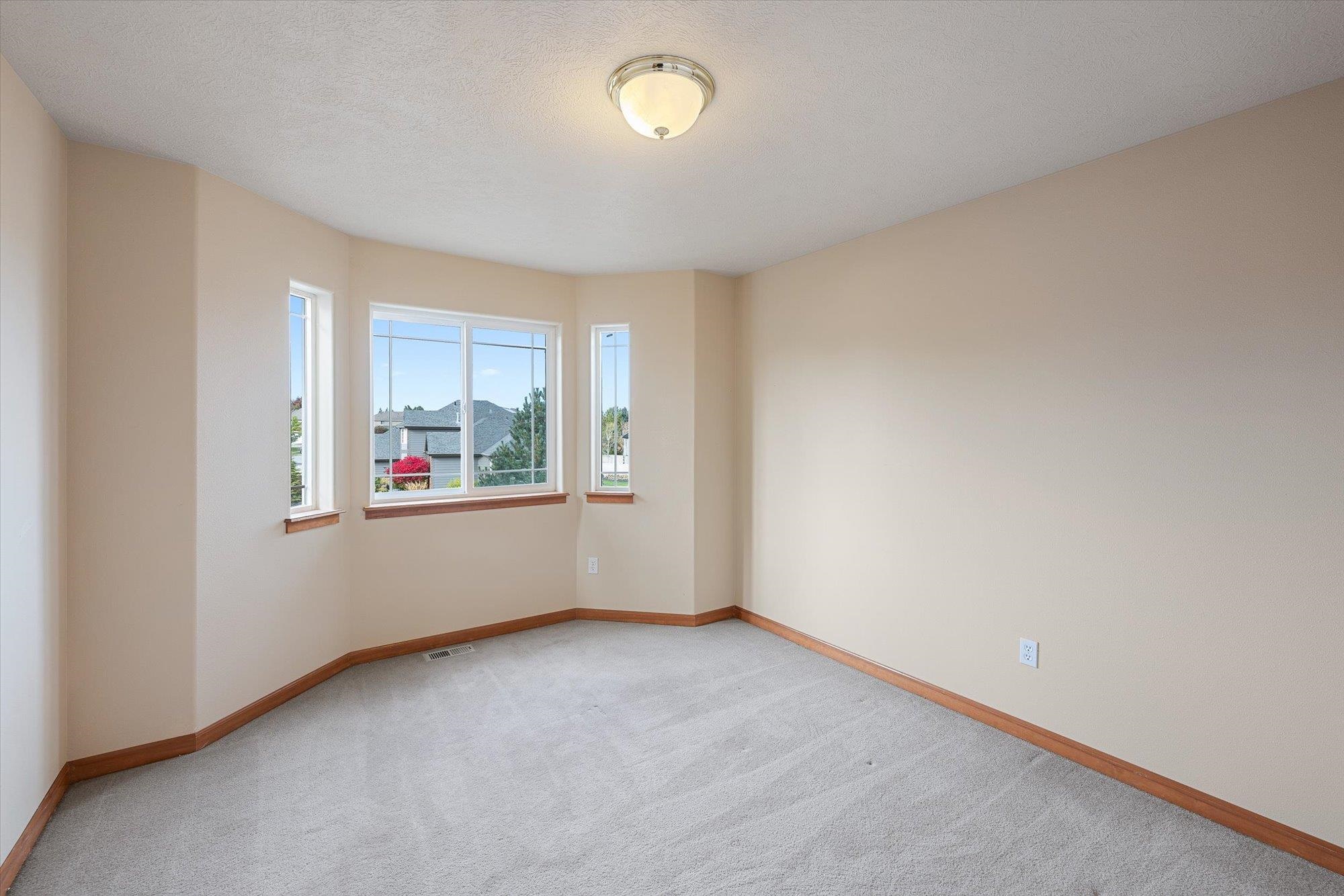 2503 W Saint Thomas More Way
