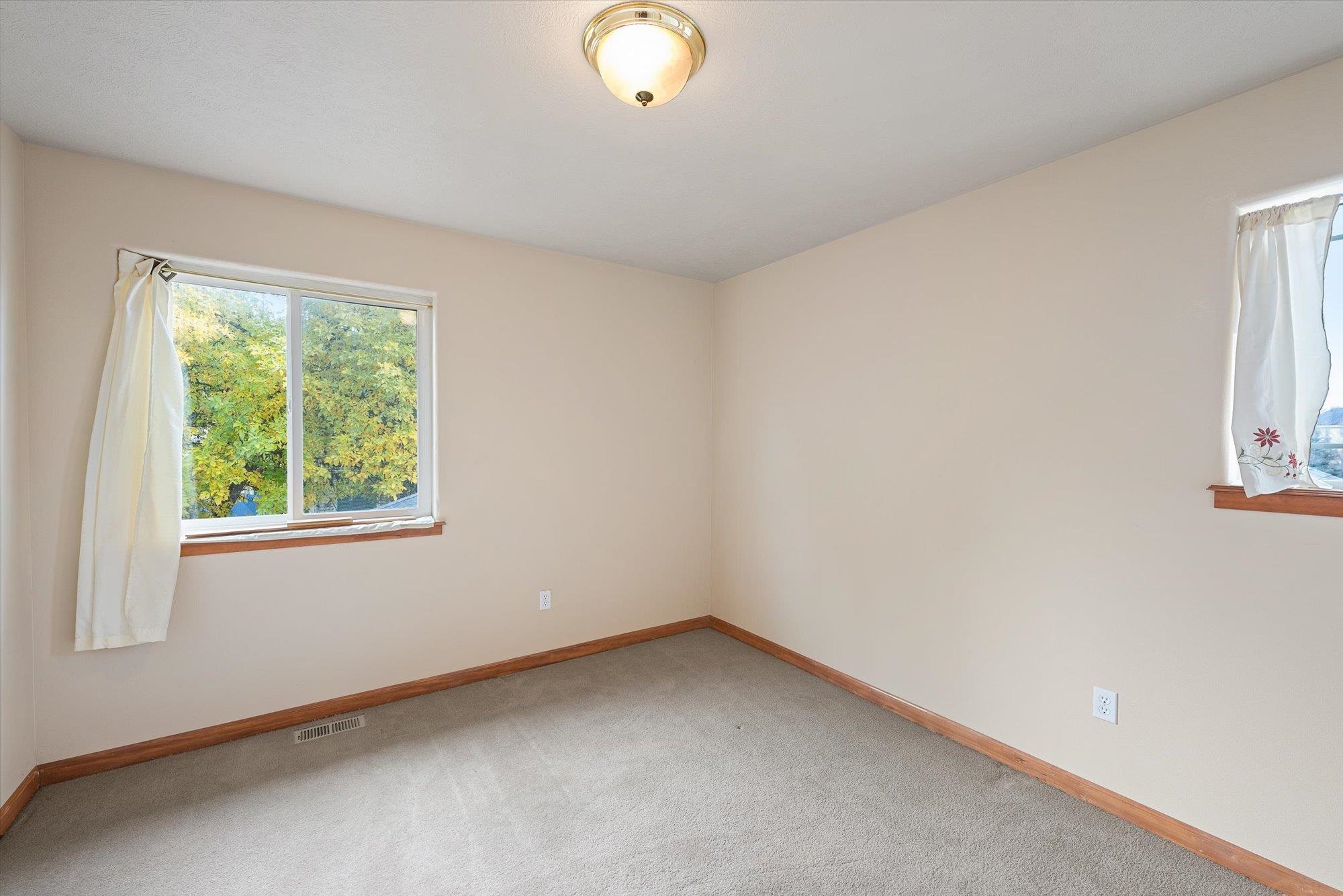 2503 W Saint Thomas More Way