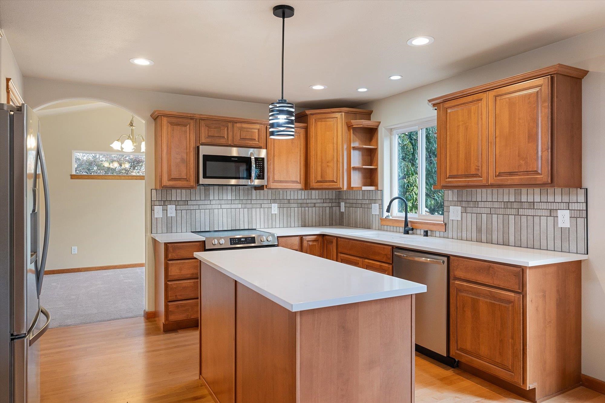 2503 W Saint Thomas More Way