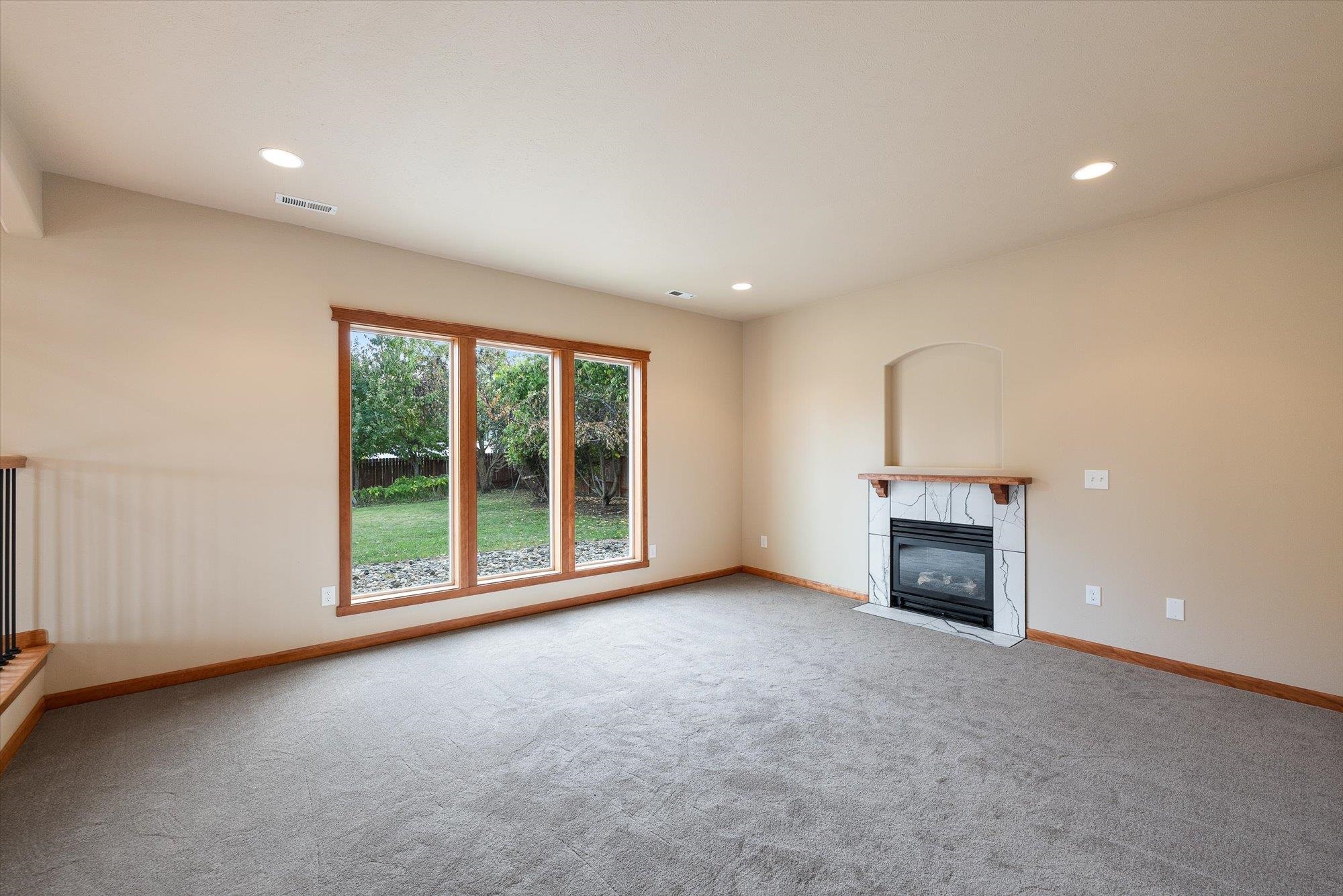 2503 W Saint Thomas More Way