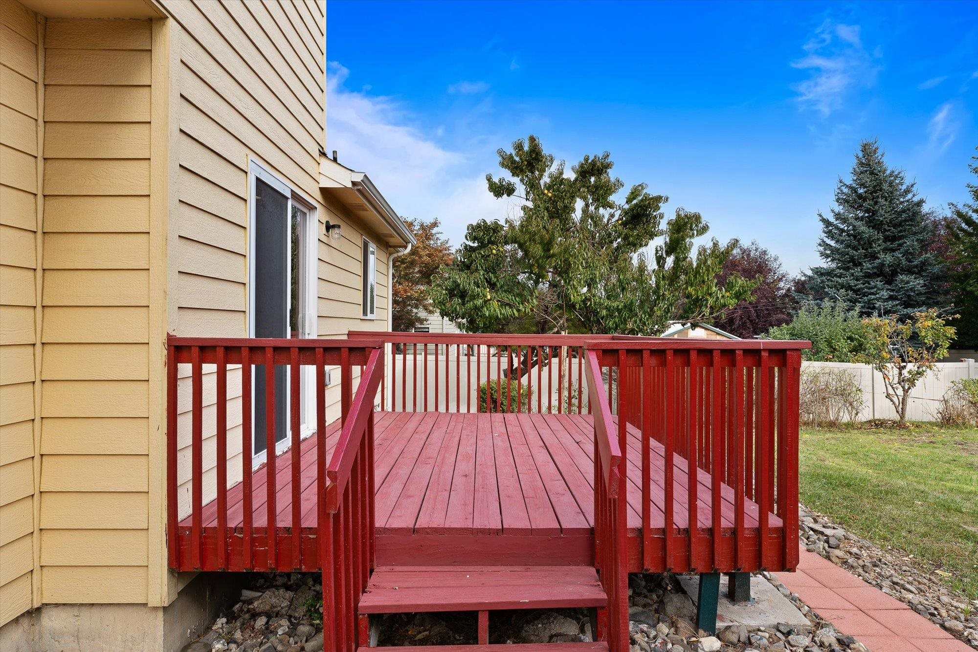 2503 W Saint Thomas More Way