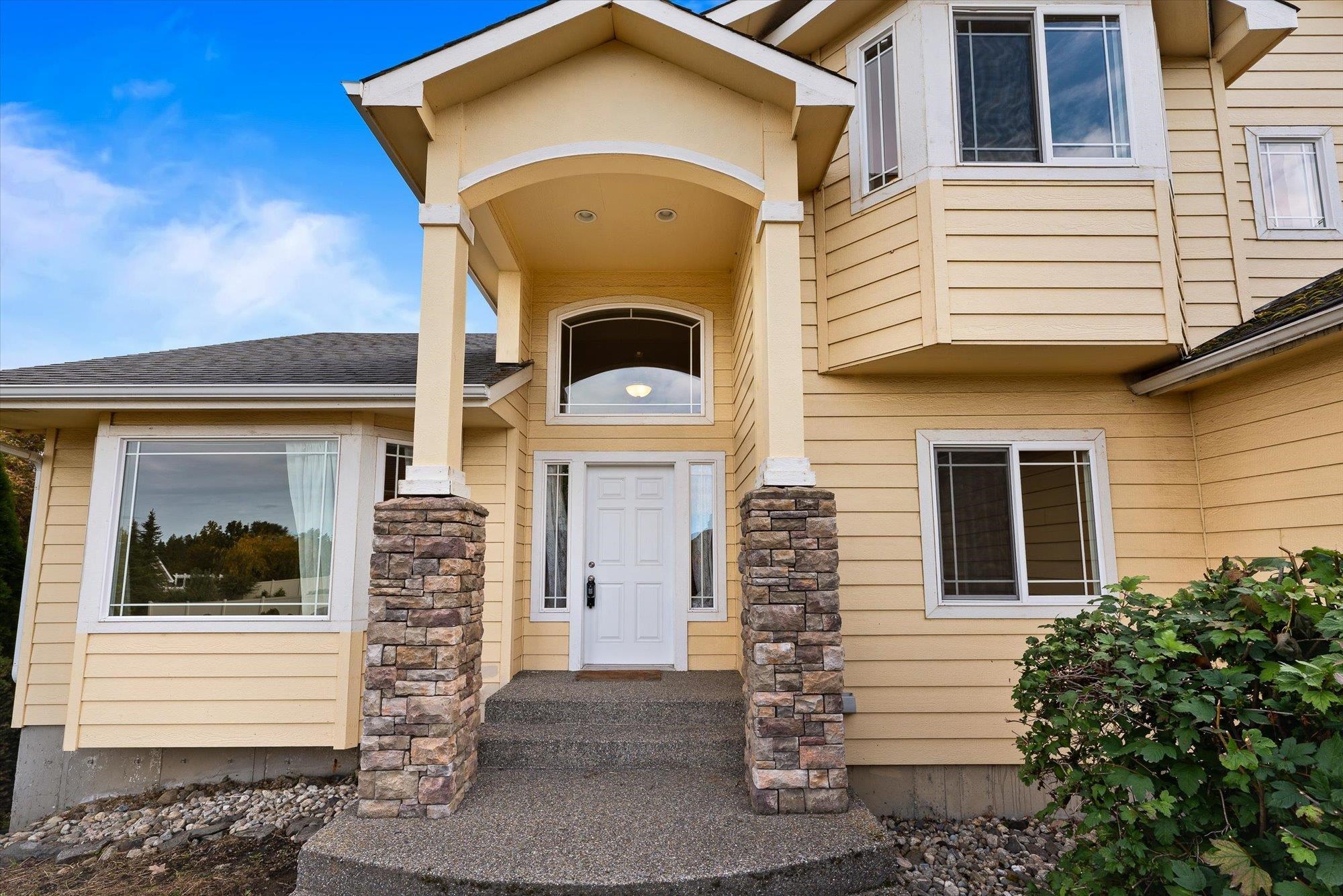 2503 W Saint Thomas More Way