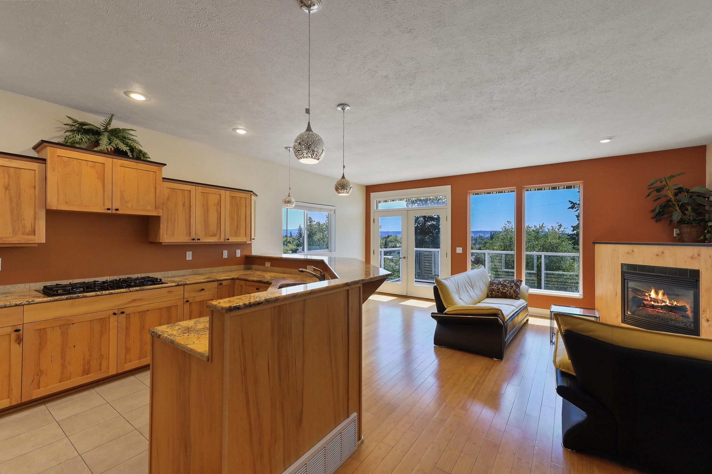 Photo 2 of 1426 W Cora Ct