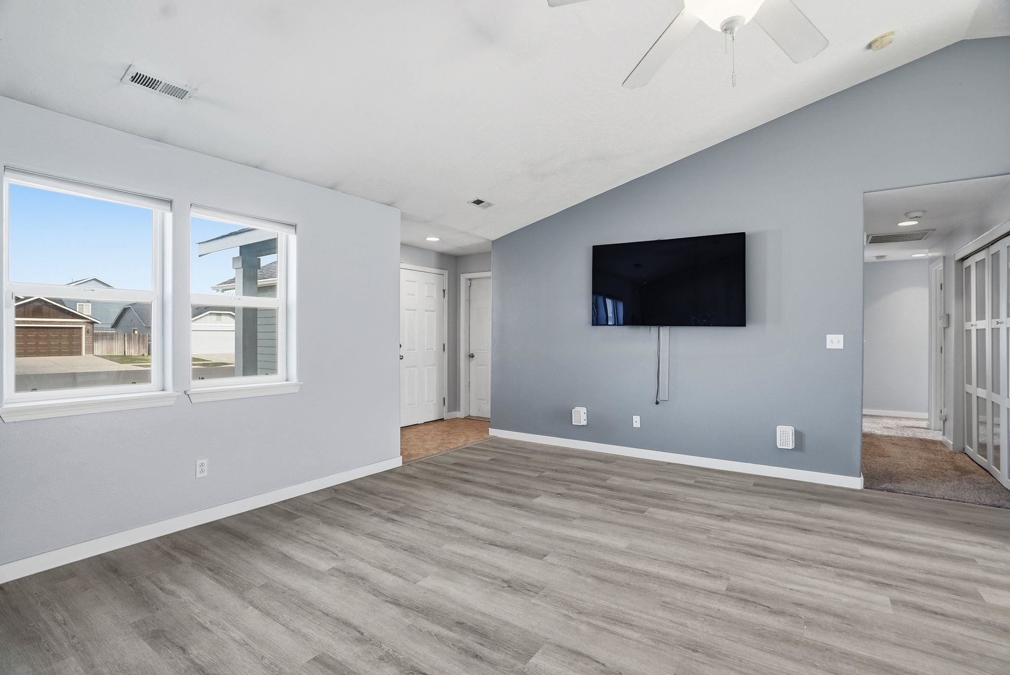 Photo 5 of 12425 W 2nd Ave