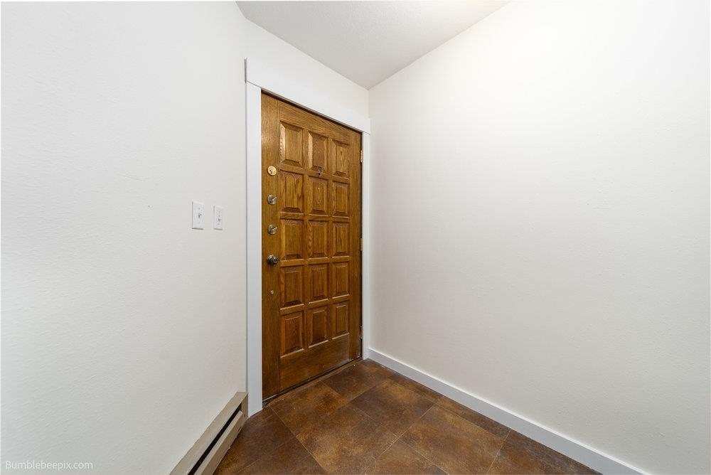707 W 6th Ave