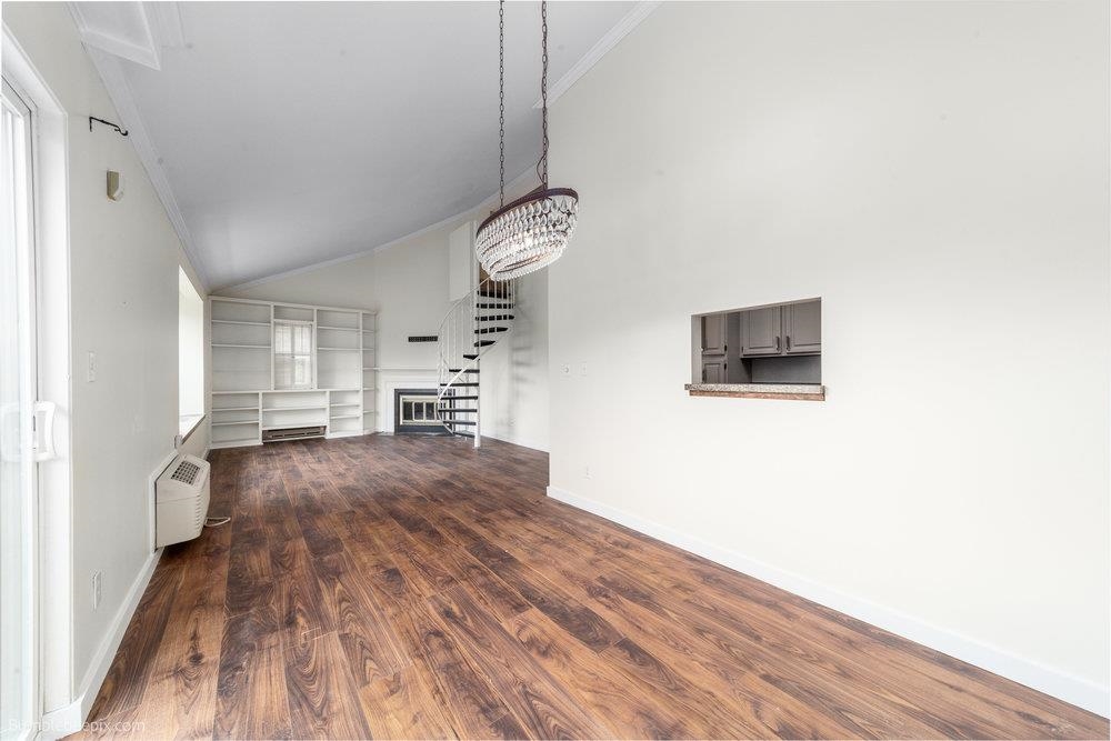 707 W 6th Ave