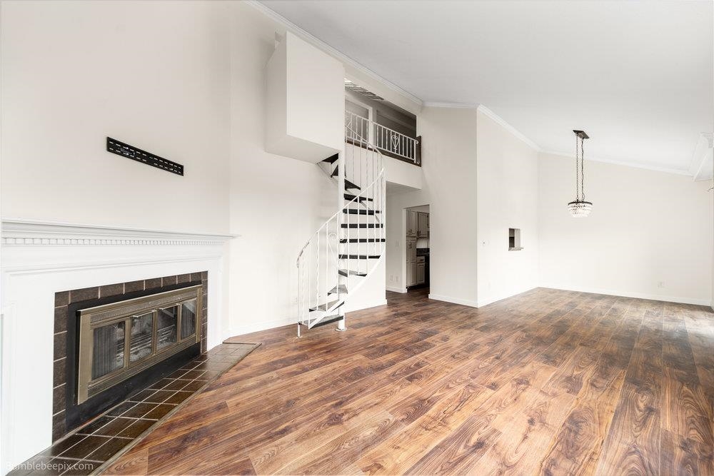 707 W 6th Ave