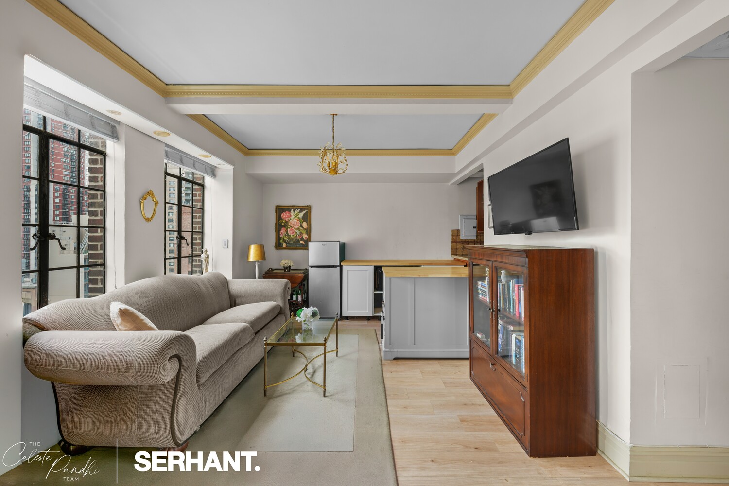 320 E 42ND Street 2318