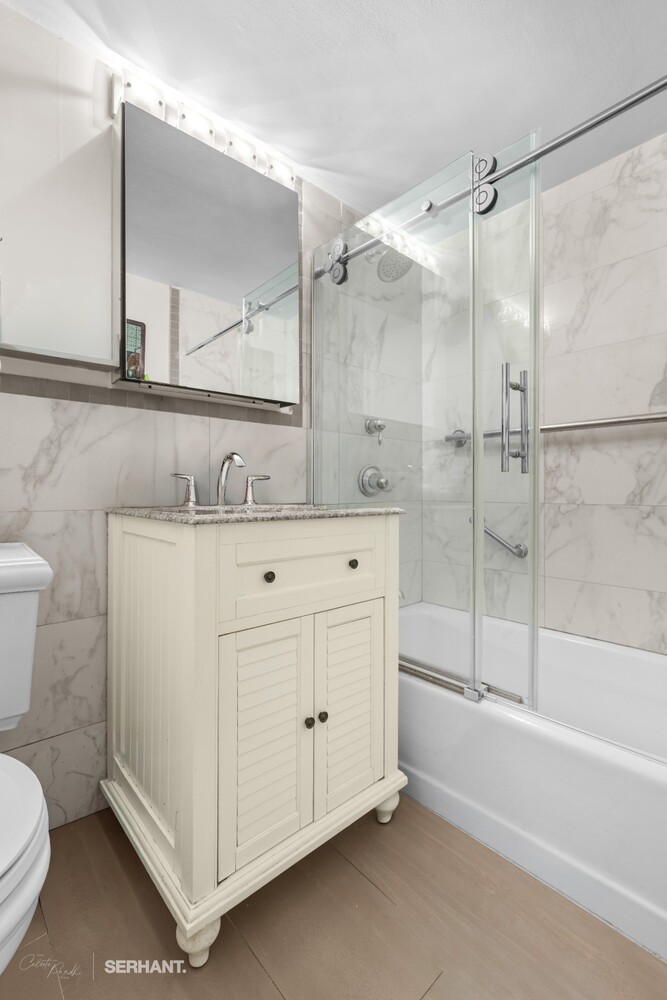 301 E 63RD Street 10G