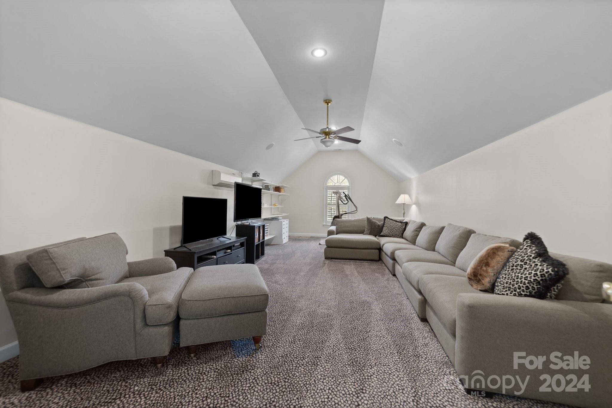 4400 Shadow Cove Lane