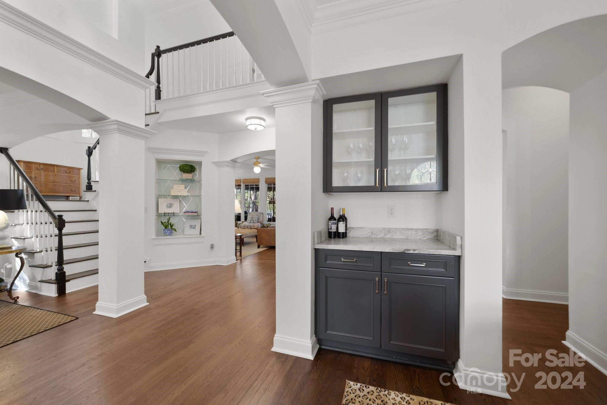 4400 Shadow Cove Lane