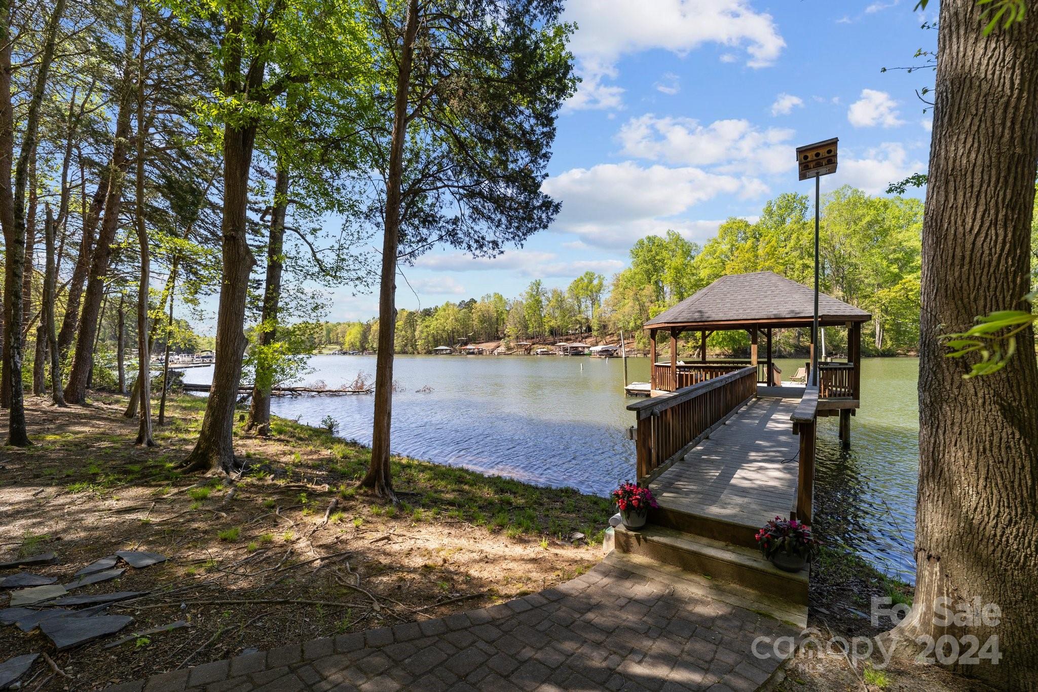 4400 Shadow Cove Lane