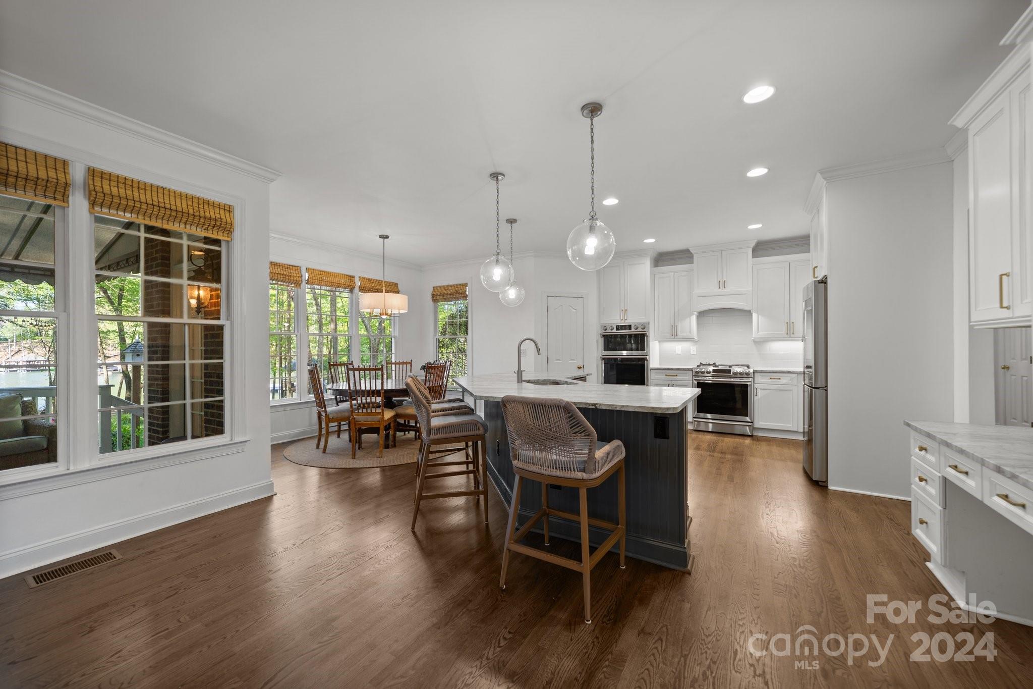 4400 Shadow Cove Lane