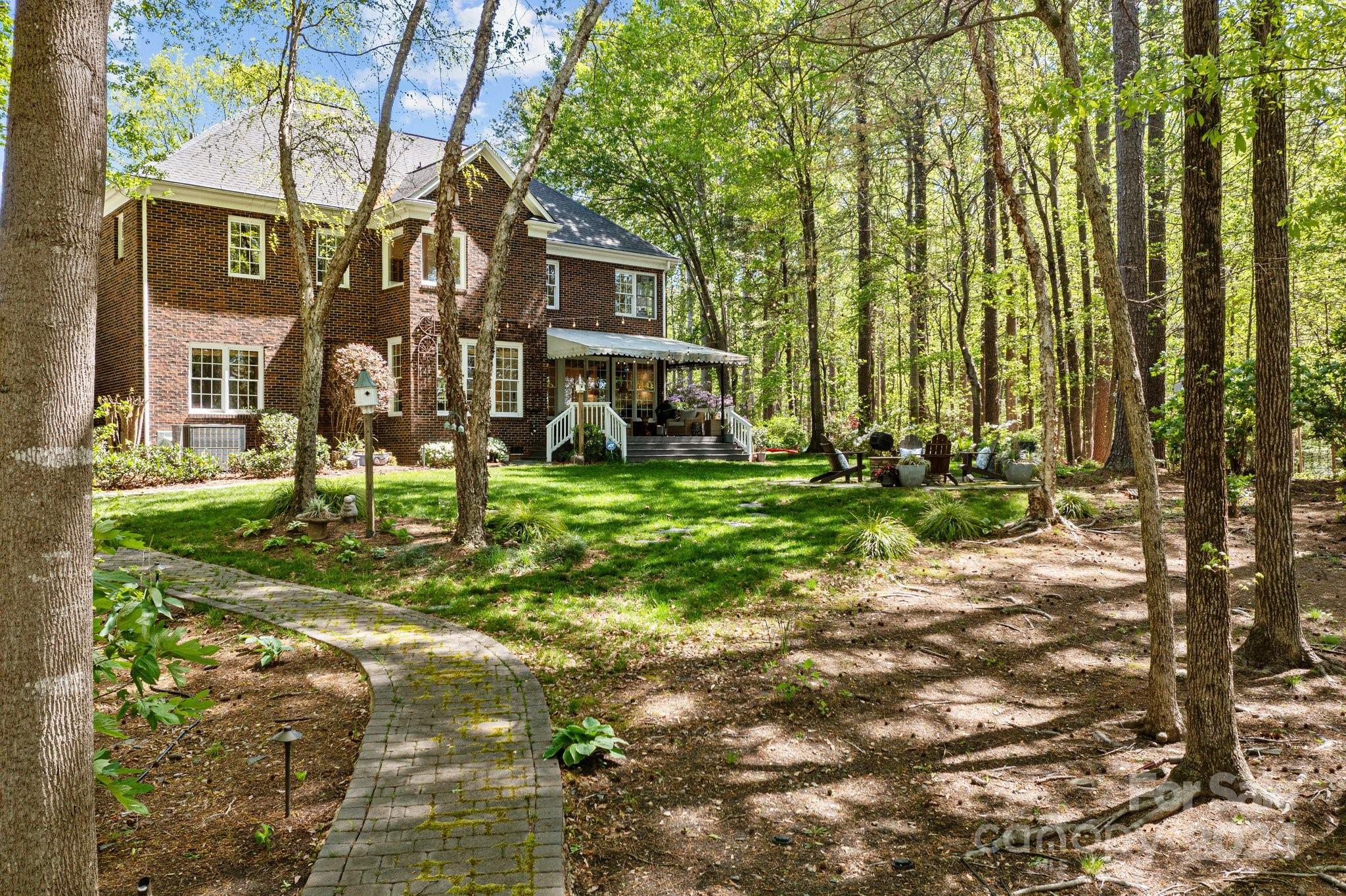 4400 Shadow Cove Lane