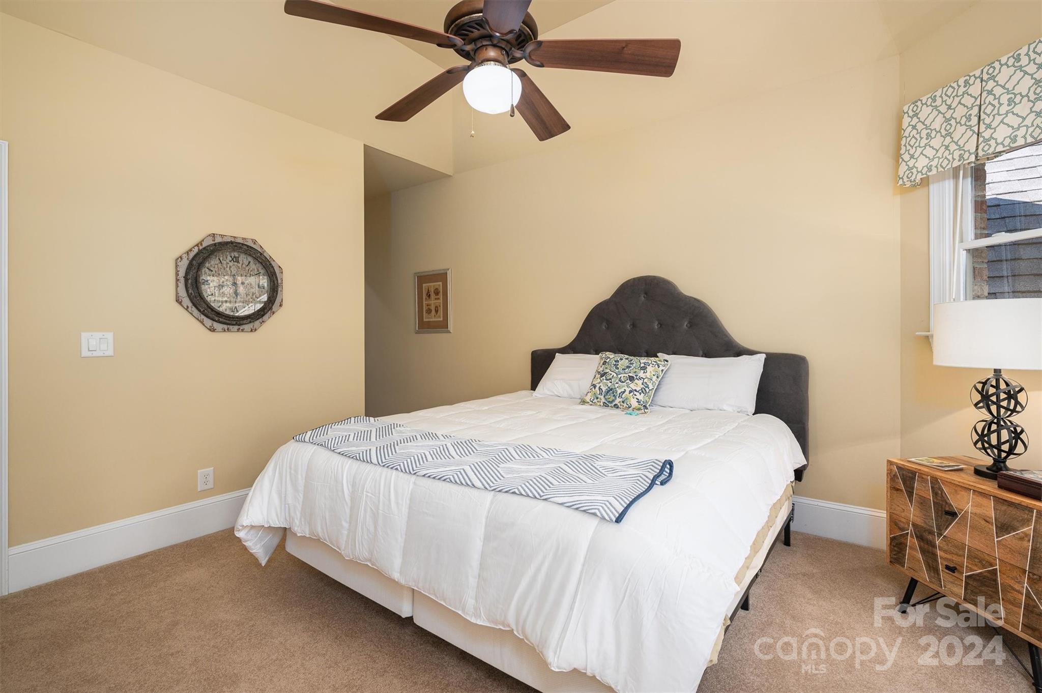 3240 Lake Pointe Drive