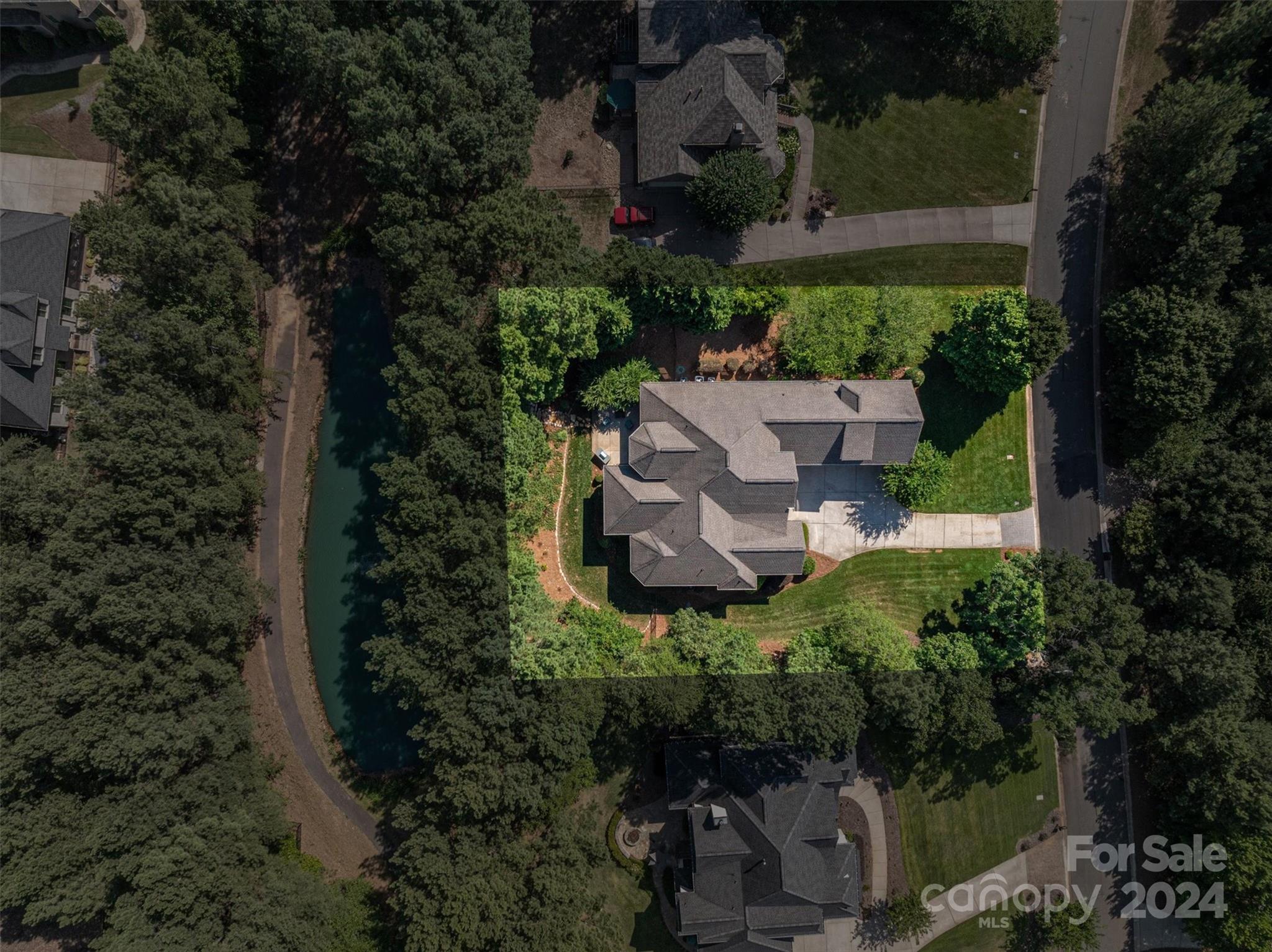 3240 Lake Pointe Drive