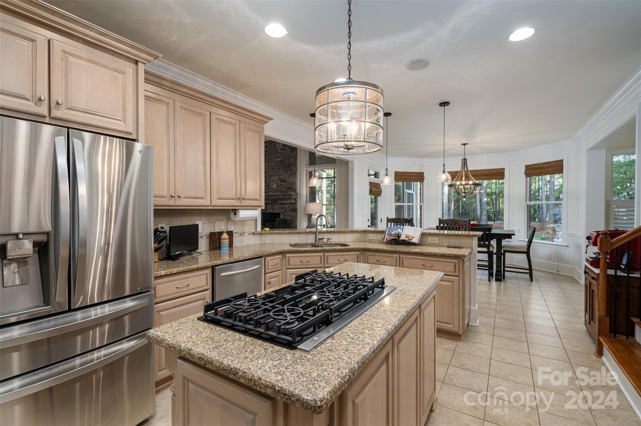 3240 Lake Pointe Drive