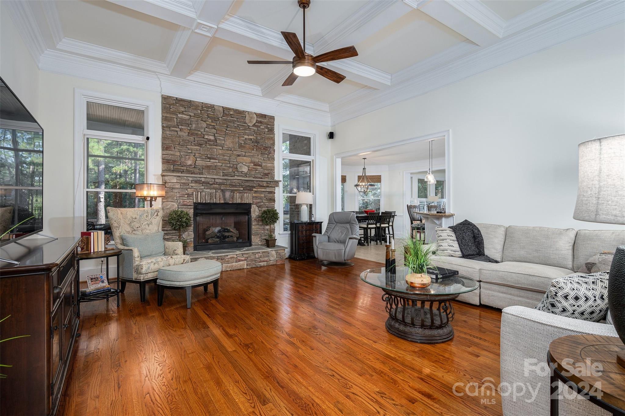 3240 Lake Pointe Drive