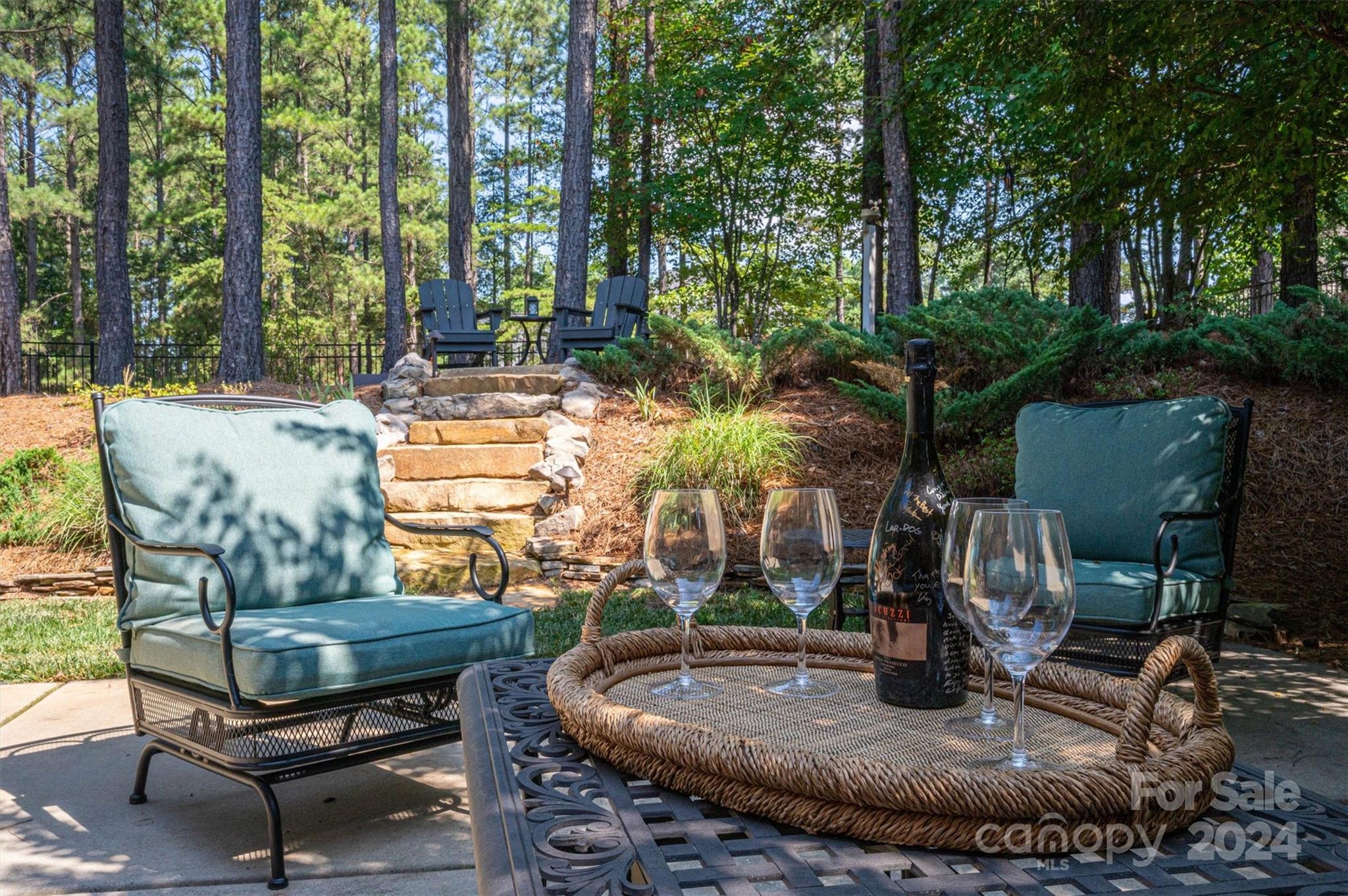 3240 Lake Pointe Drive