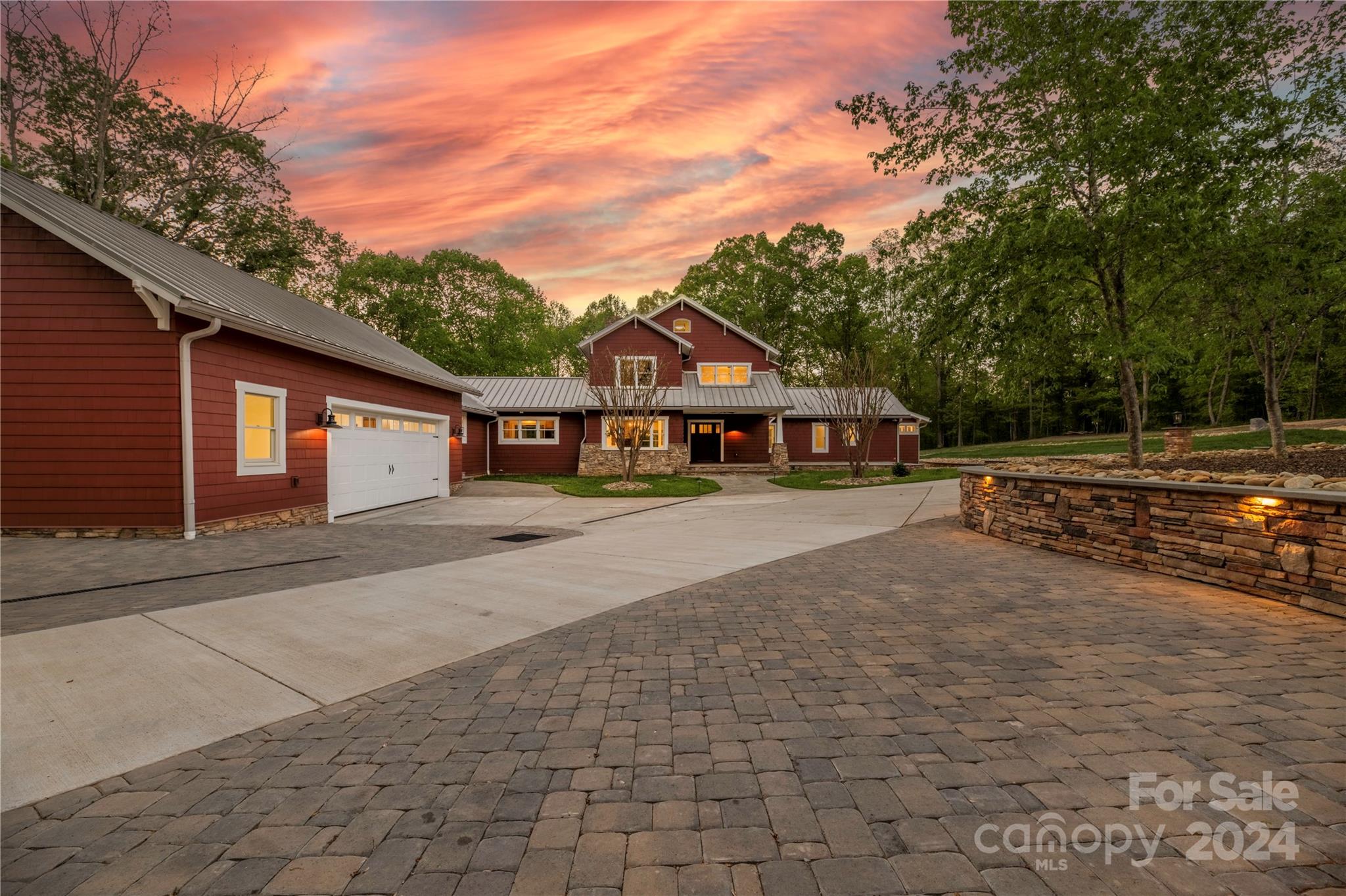 2615 Grey Road