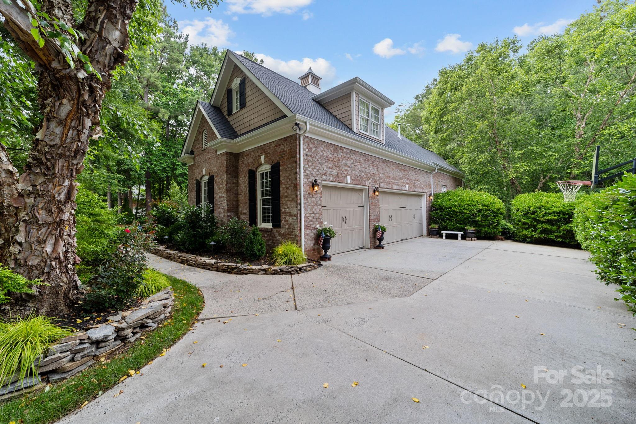 12466 Preservation Pointe Drive
