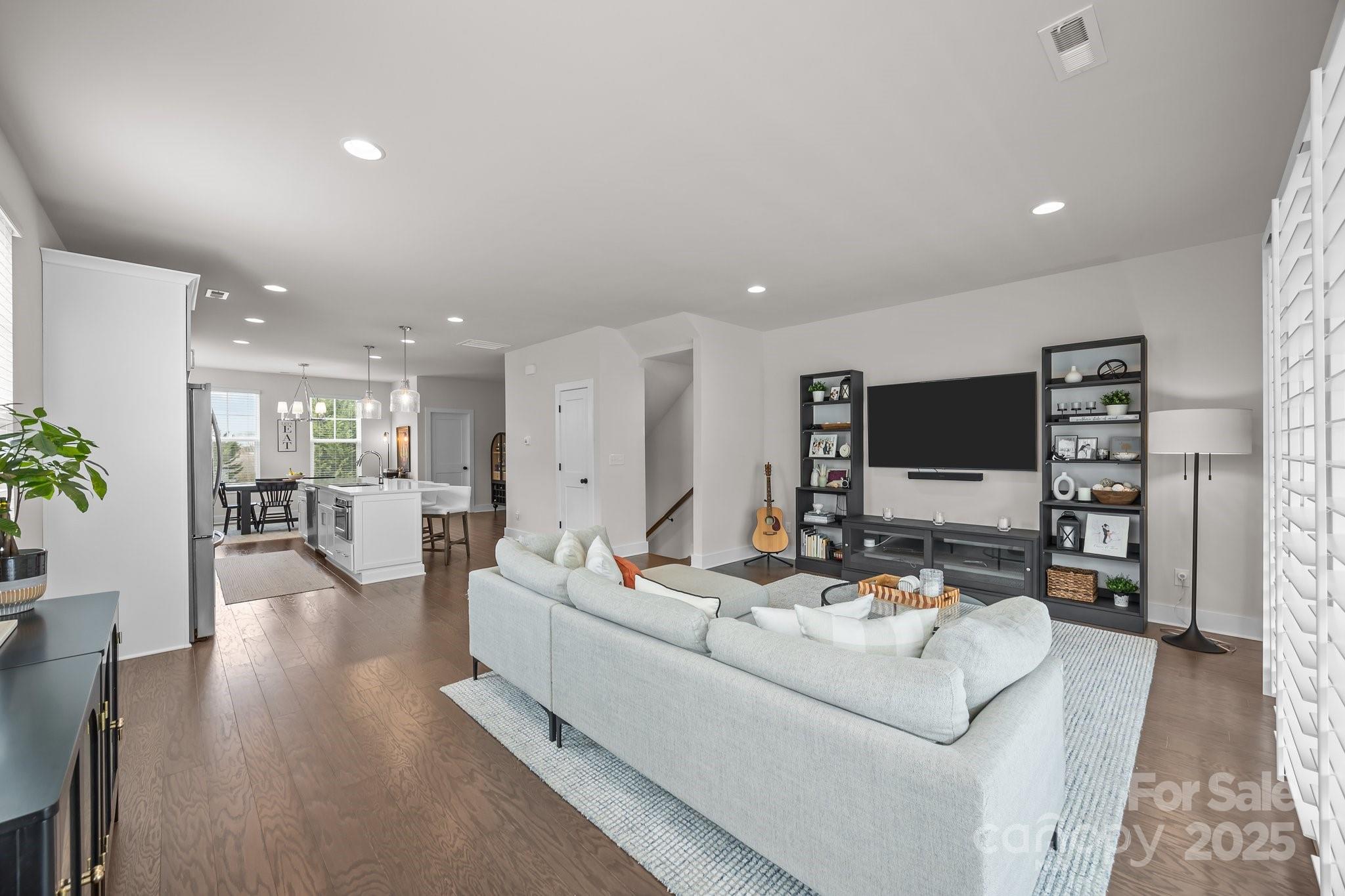 1037 Naples Drive