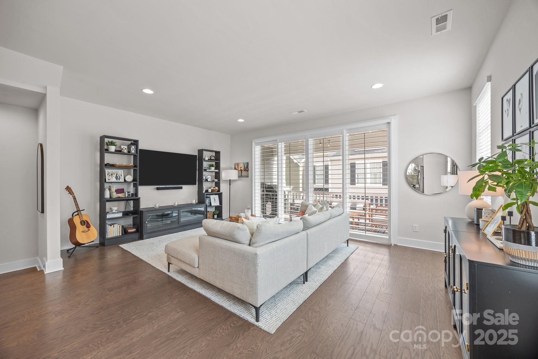 1037 Naples Drive