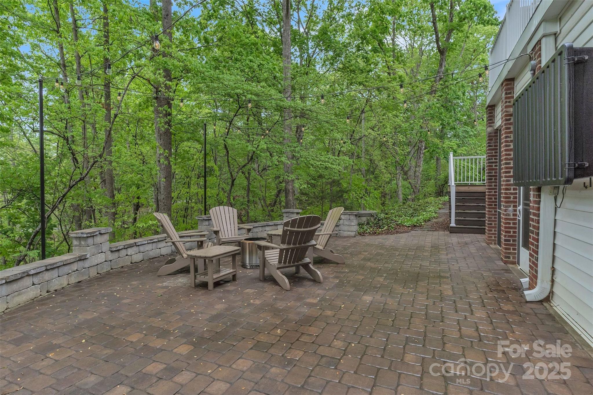136 Dogwood Lane