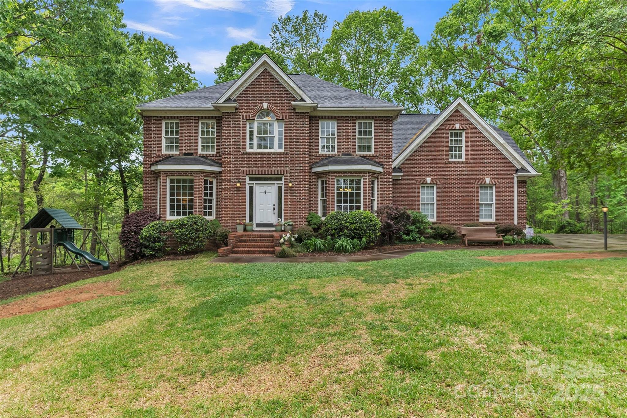 136 Dogwood Lane