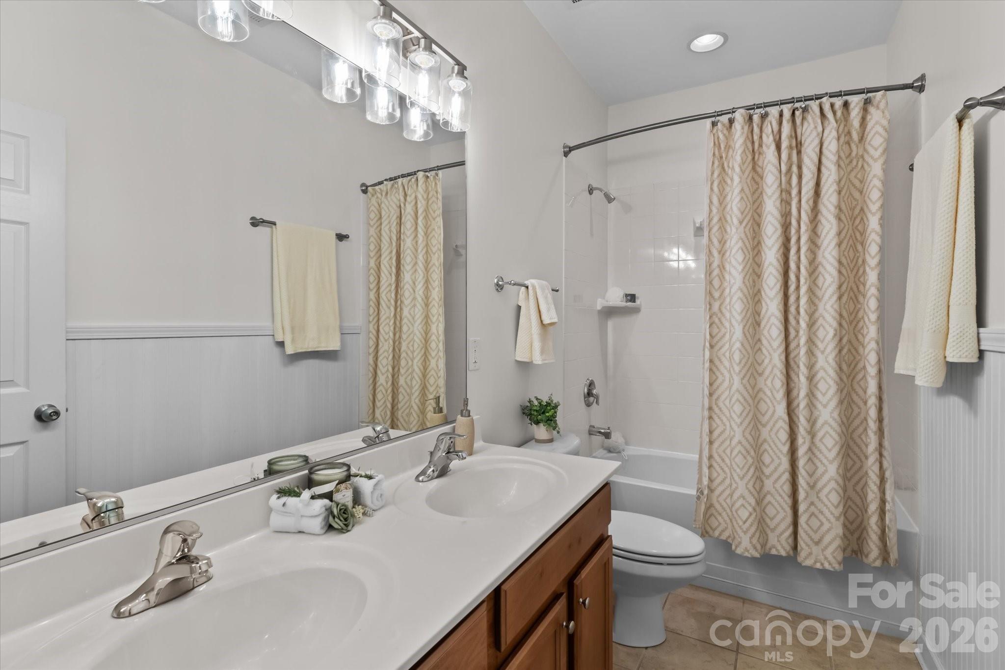 1530 S Church Street Unit: K