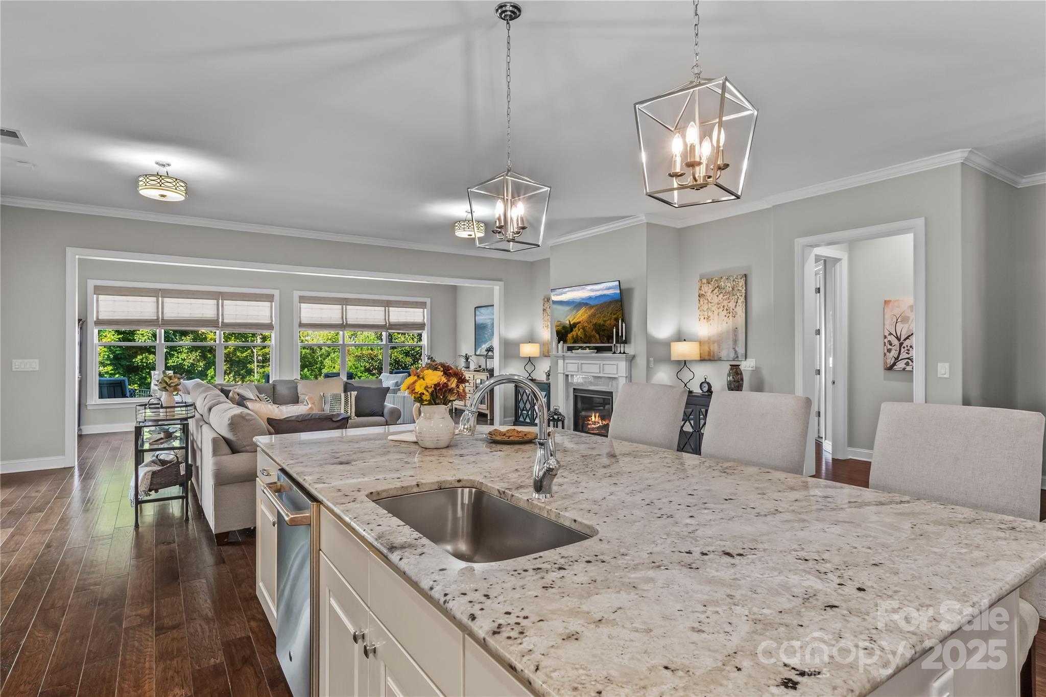 112 Chimney Rock Court