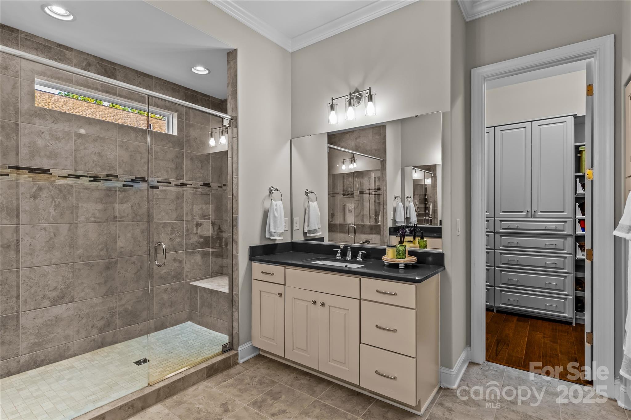 112 Chimney Rock Court