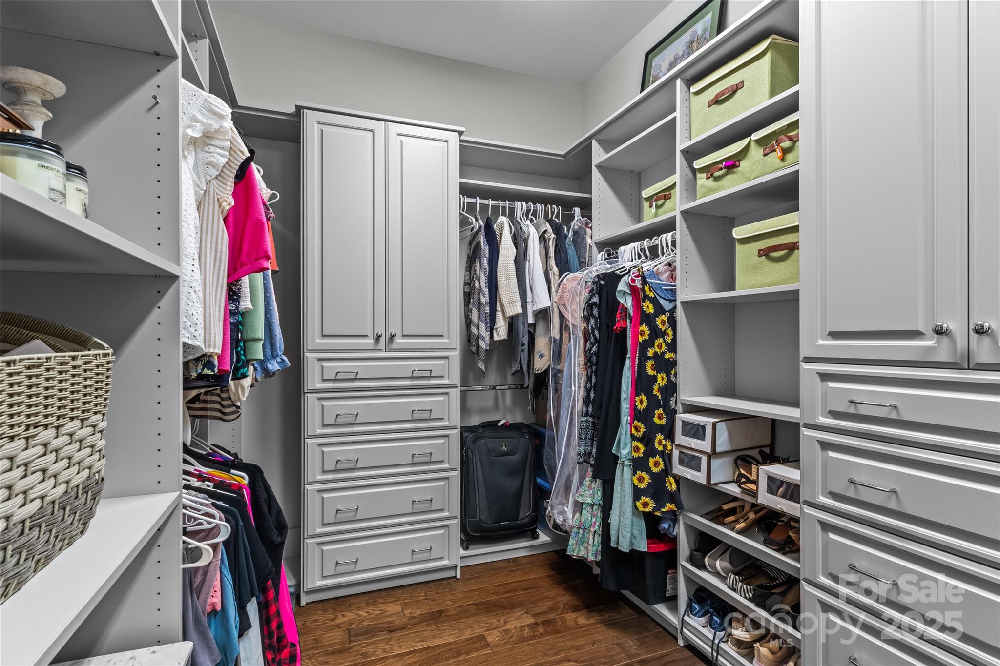 112 Chimney Rock Court