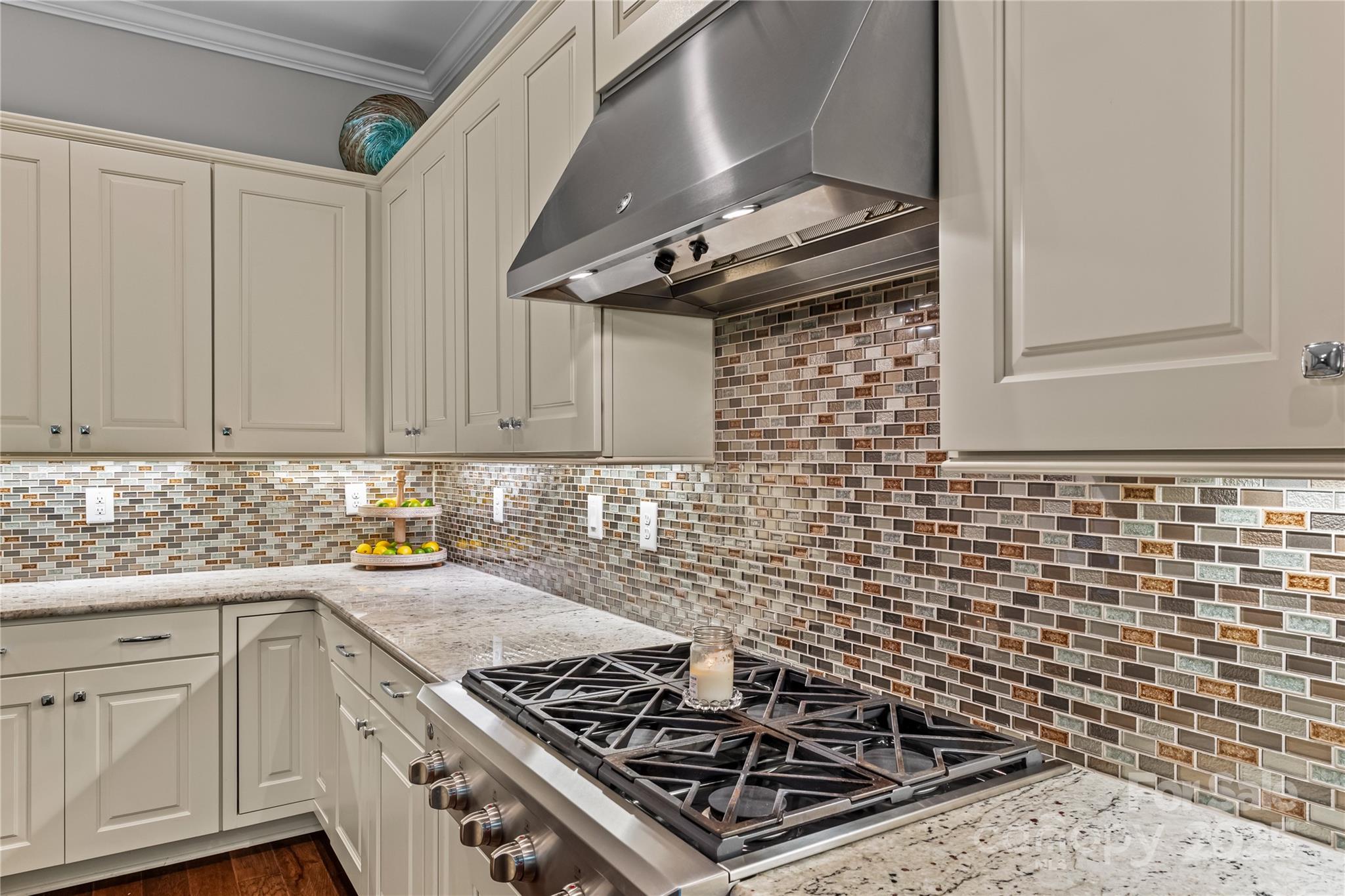112 Chimney Rock Court