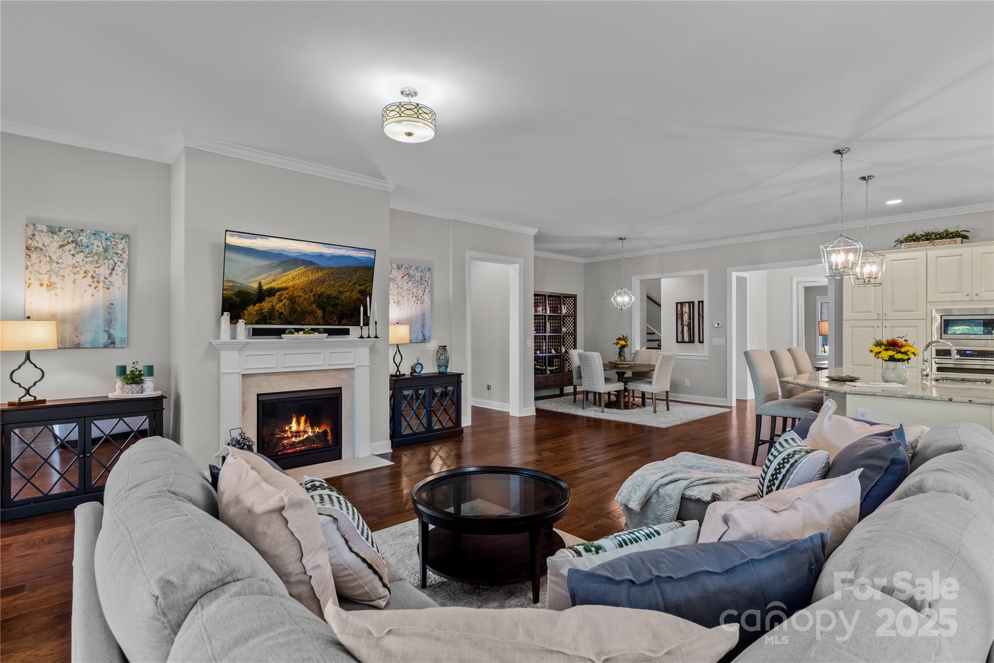 112 Chimney Rock Court