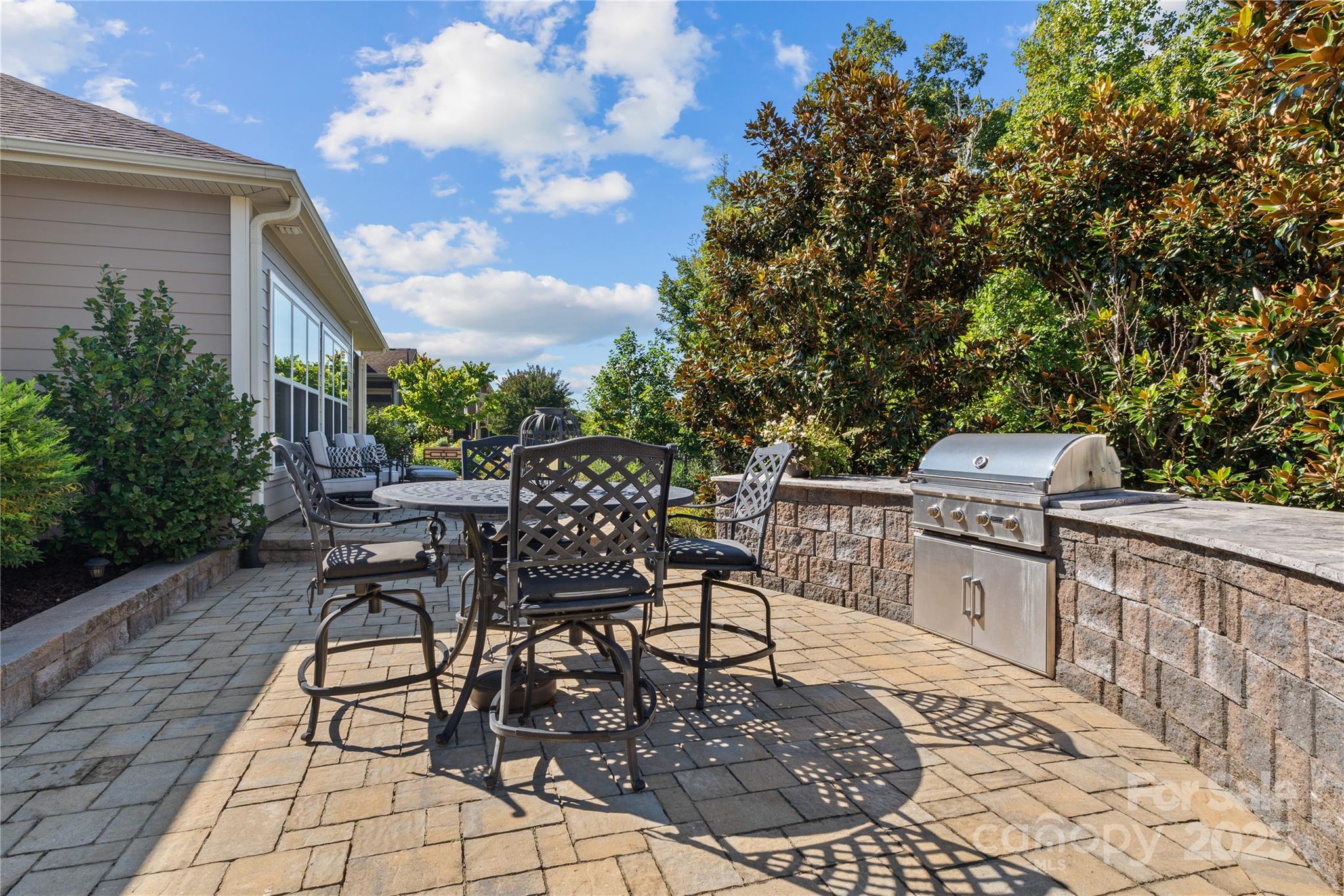 112 Chimney Rock Court