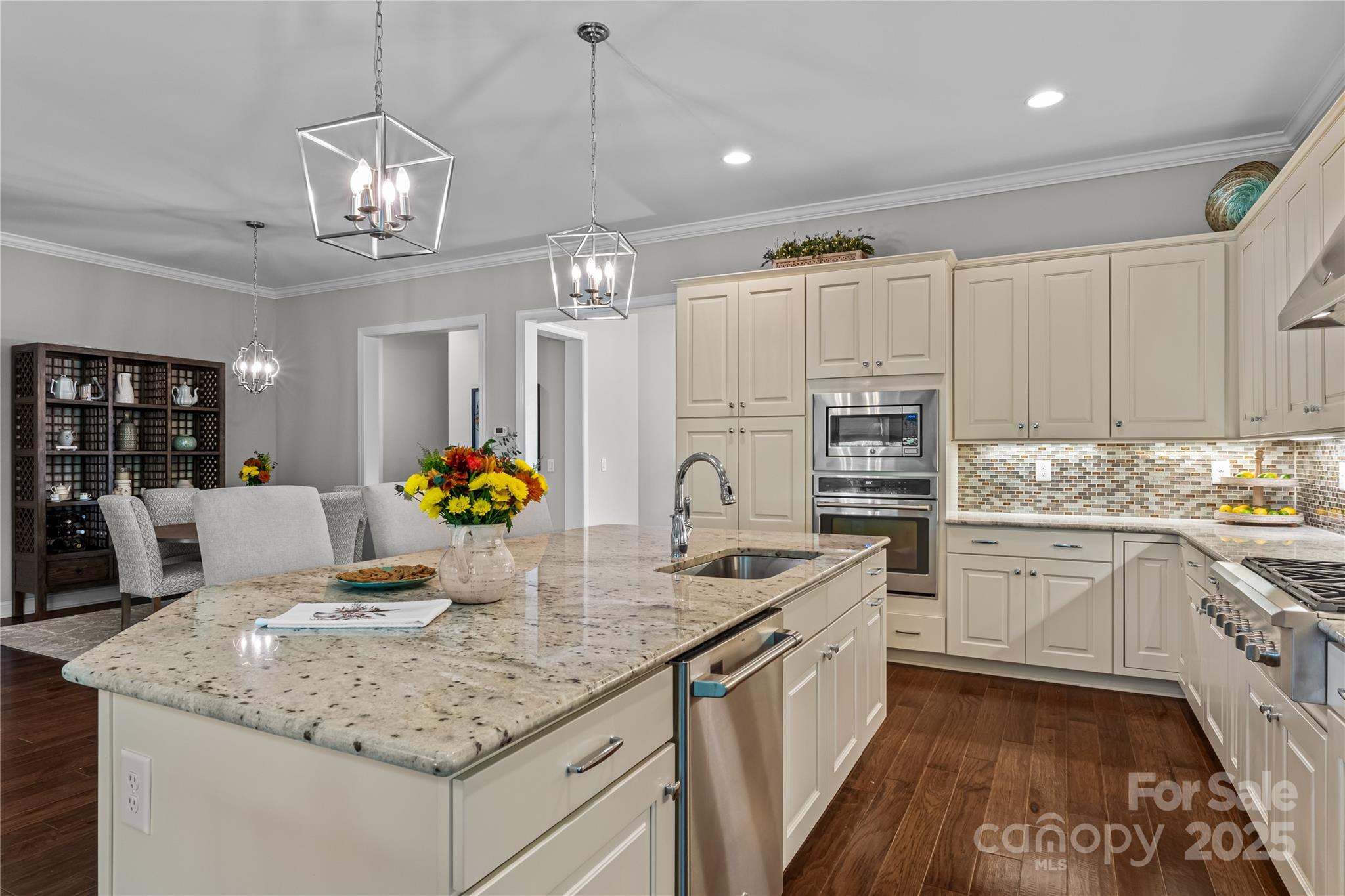 112 Chimney Rock Court