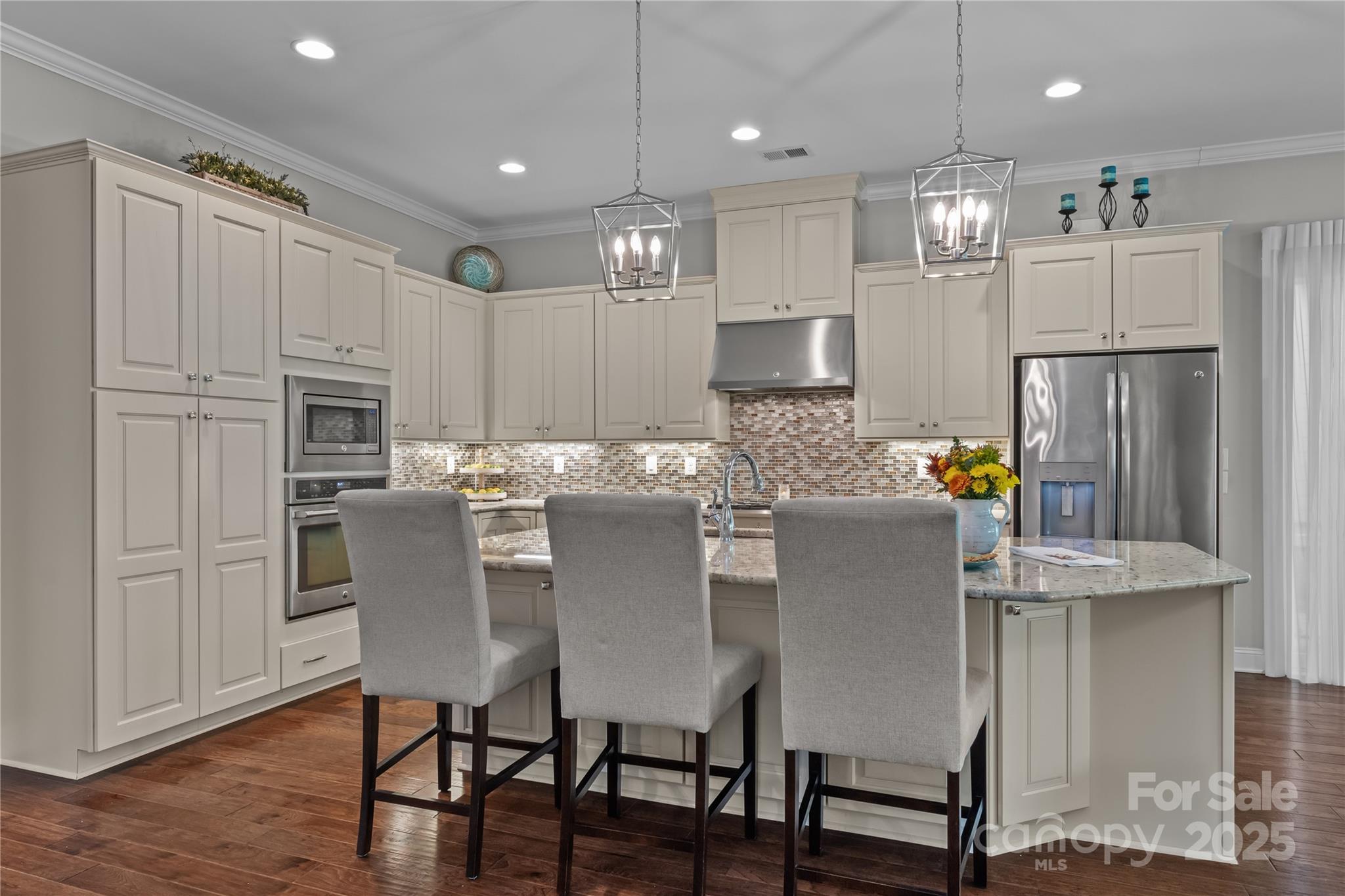 112 Chimney Rock Court