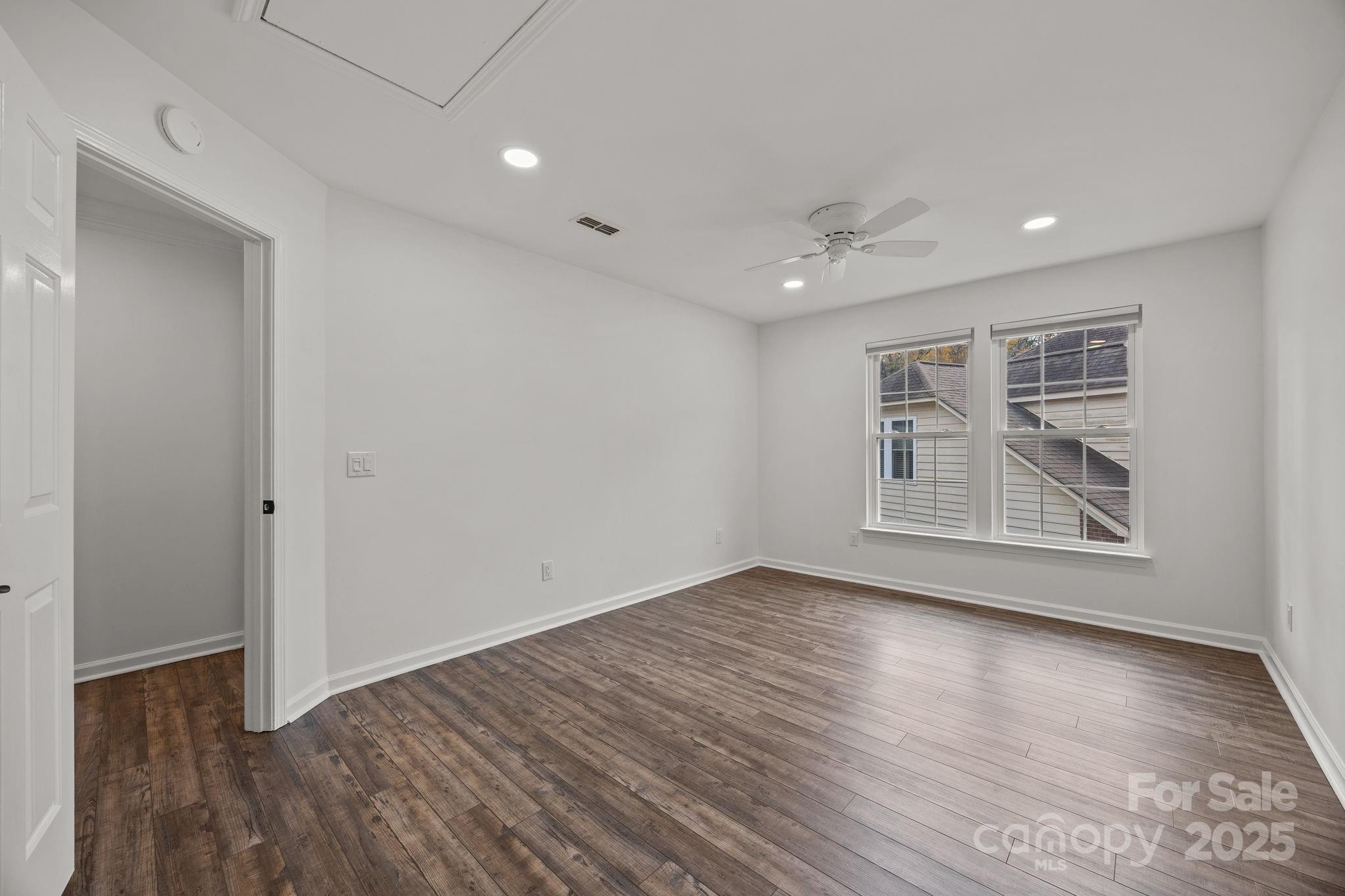 102 Lake Davidson Circle