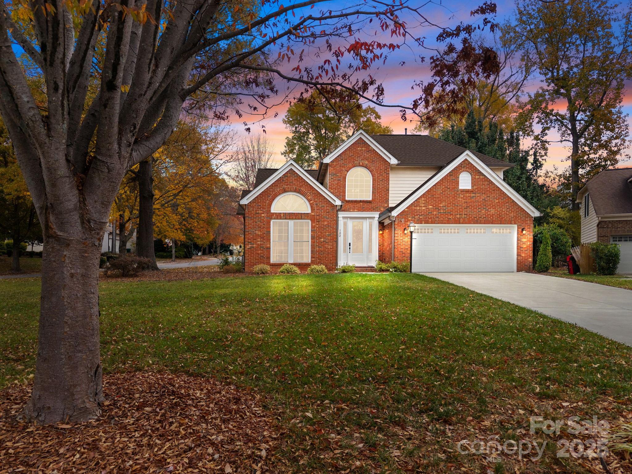 102 Lake Davidson Circle