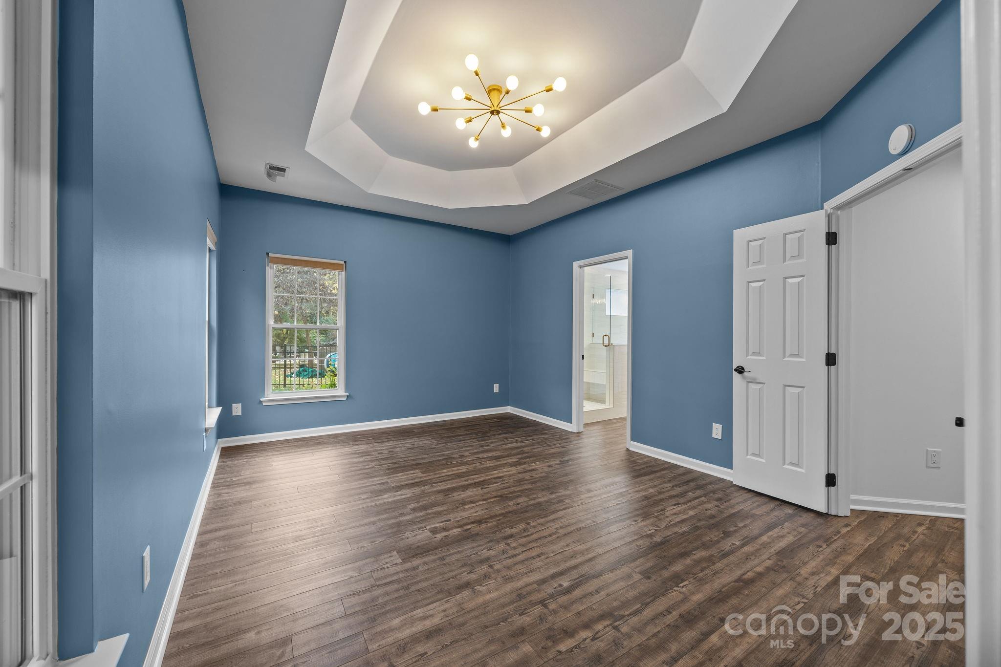 102 Lake Davidson Circle