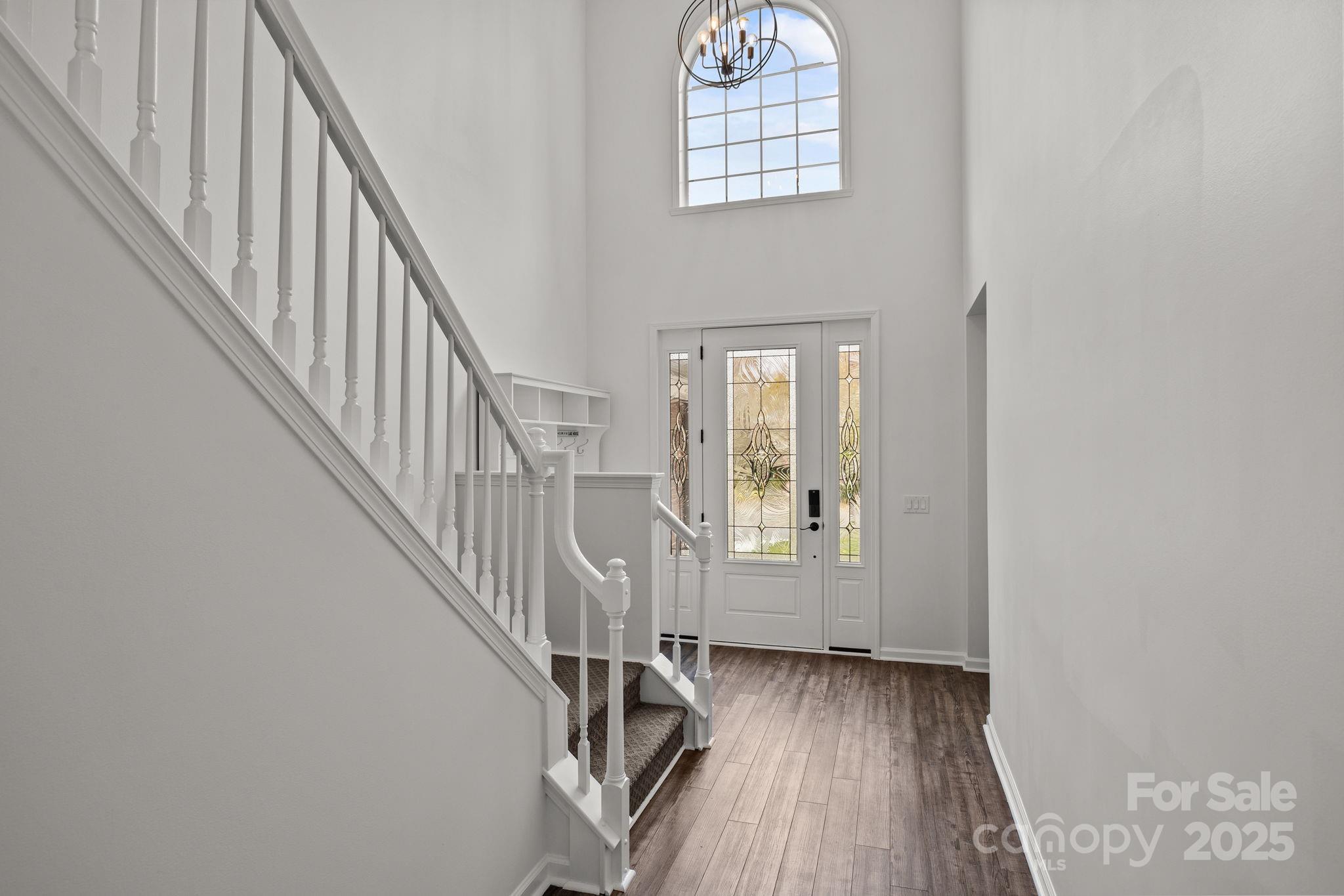 102 Lake Davidson Circle